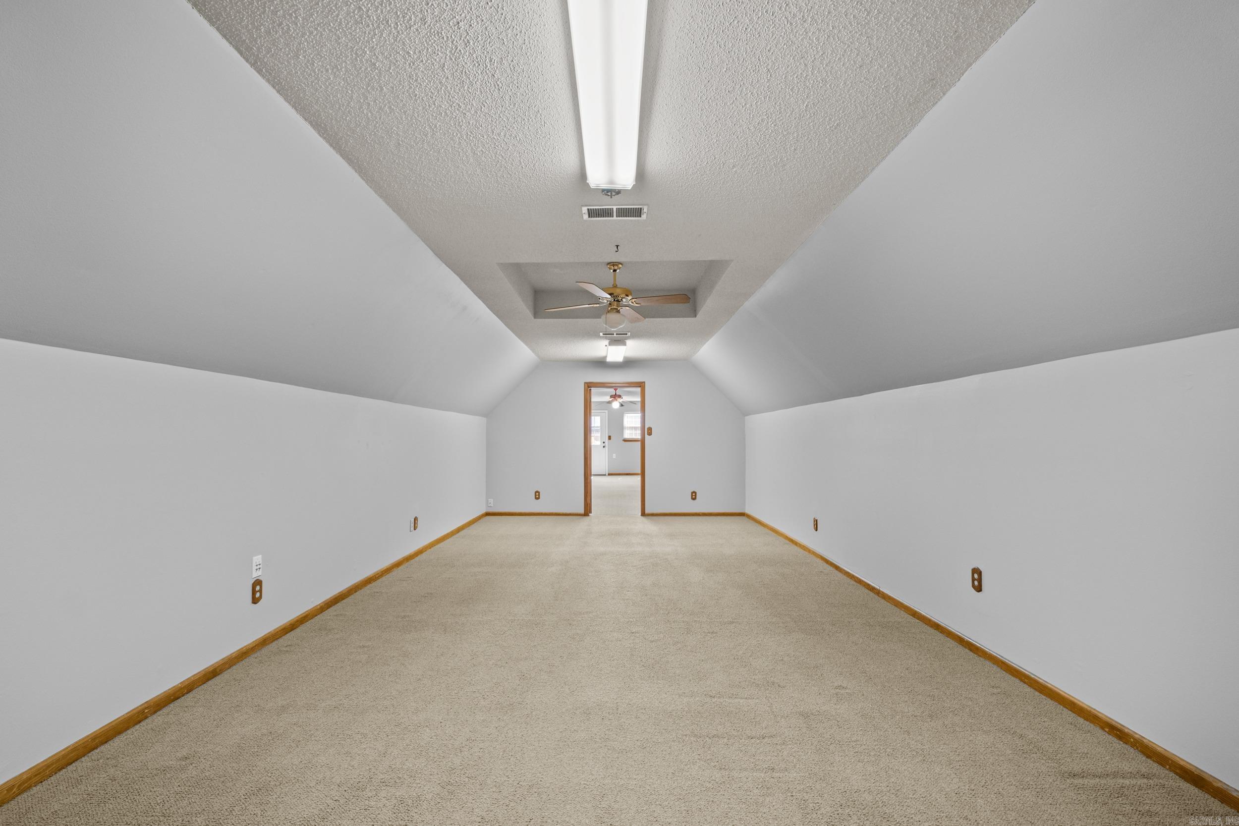 EAST MEADOW - Residential