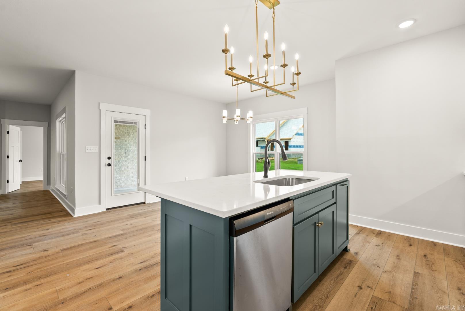 EAST MEADOW - Residential