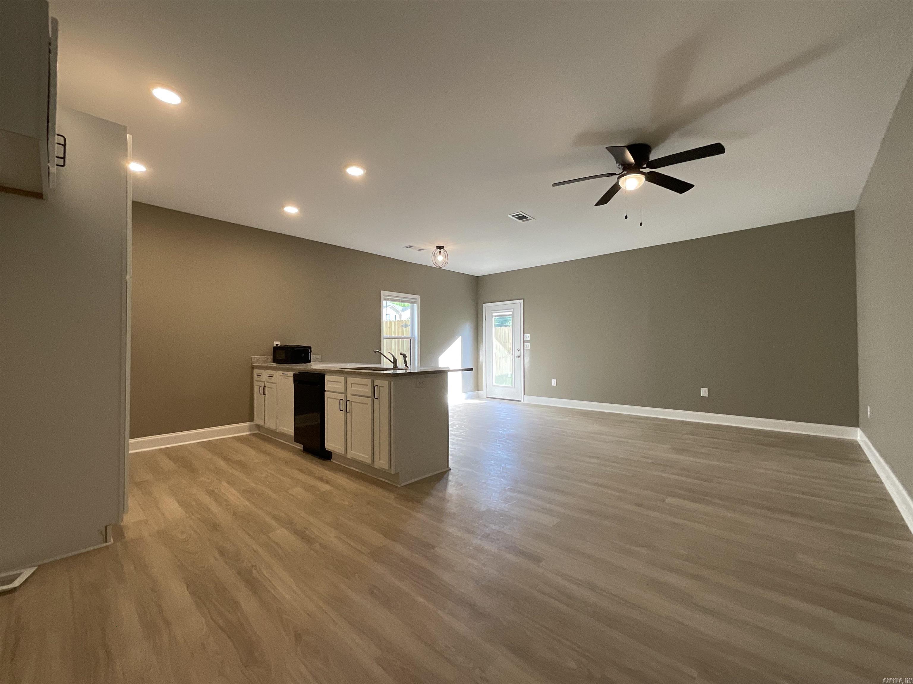 THE WRIGLEY PLACE ADDITION - Residential Income