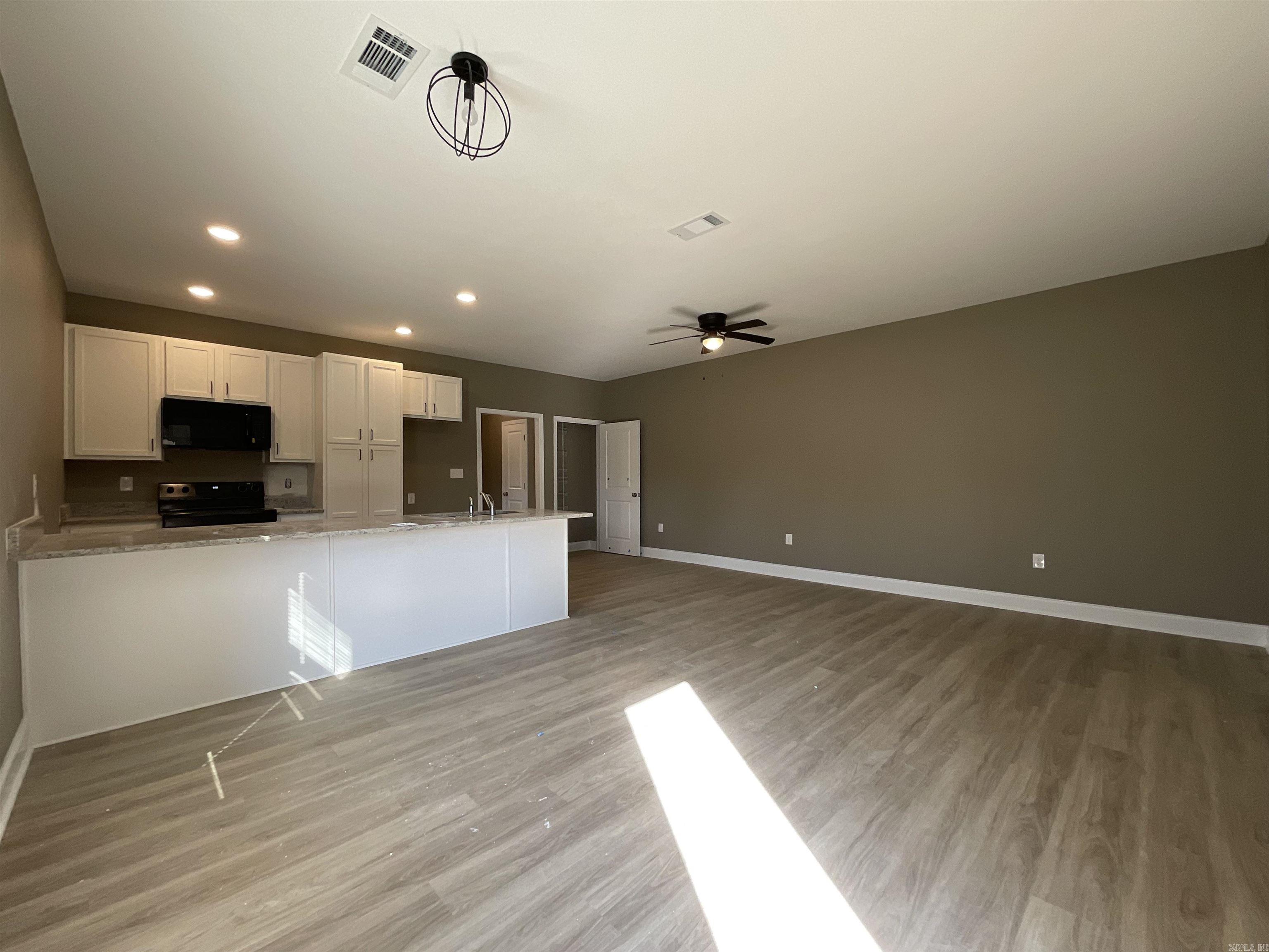 THE WRIGLEY PLACE ADDITION - Residential Income