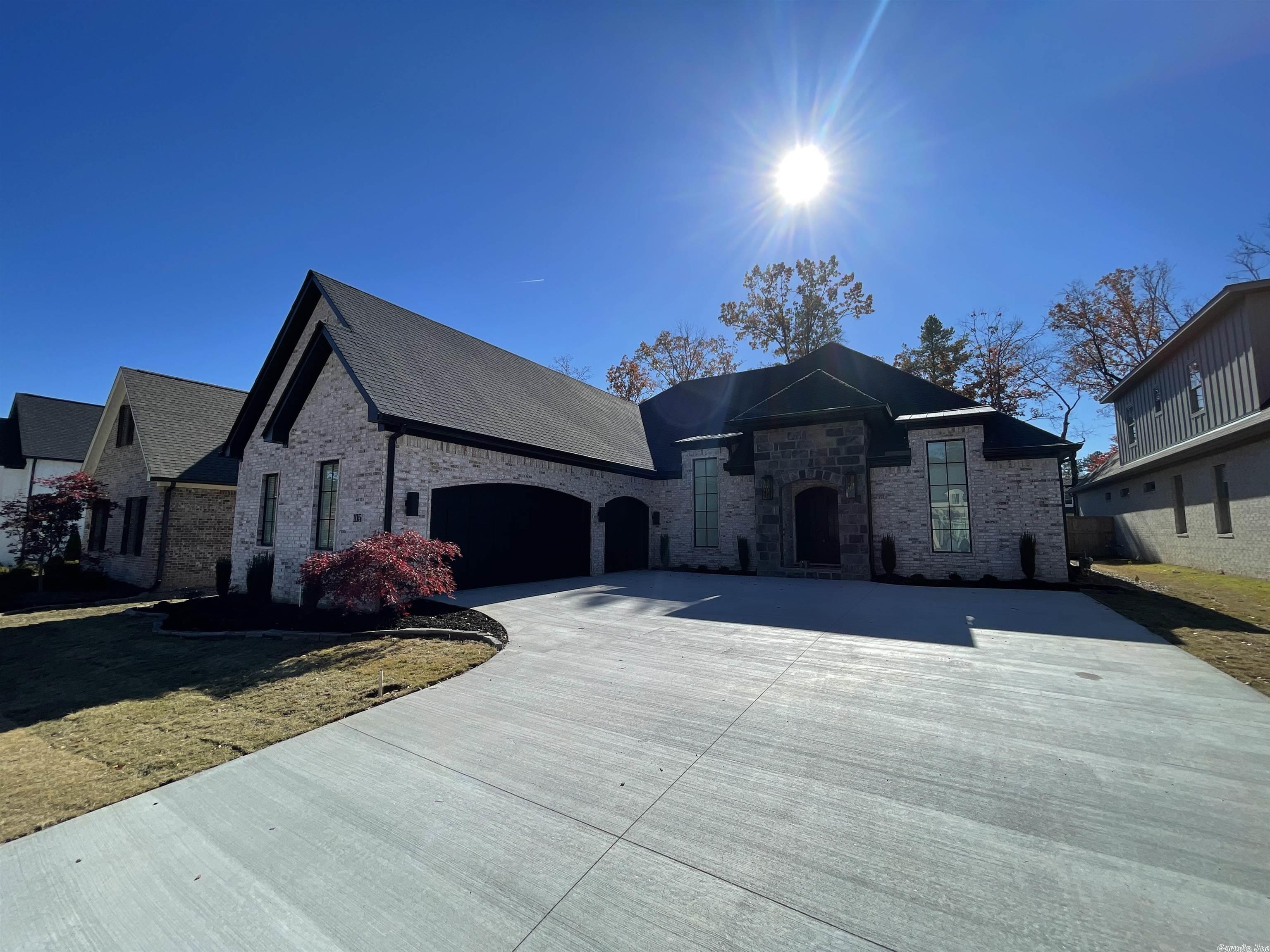 CHENAL VALLEY HALLEN COURT - Residential