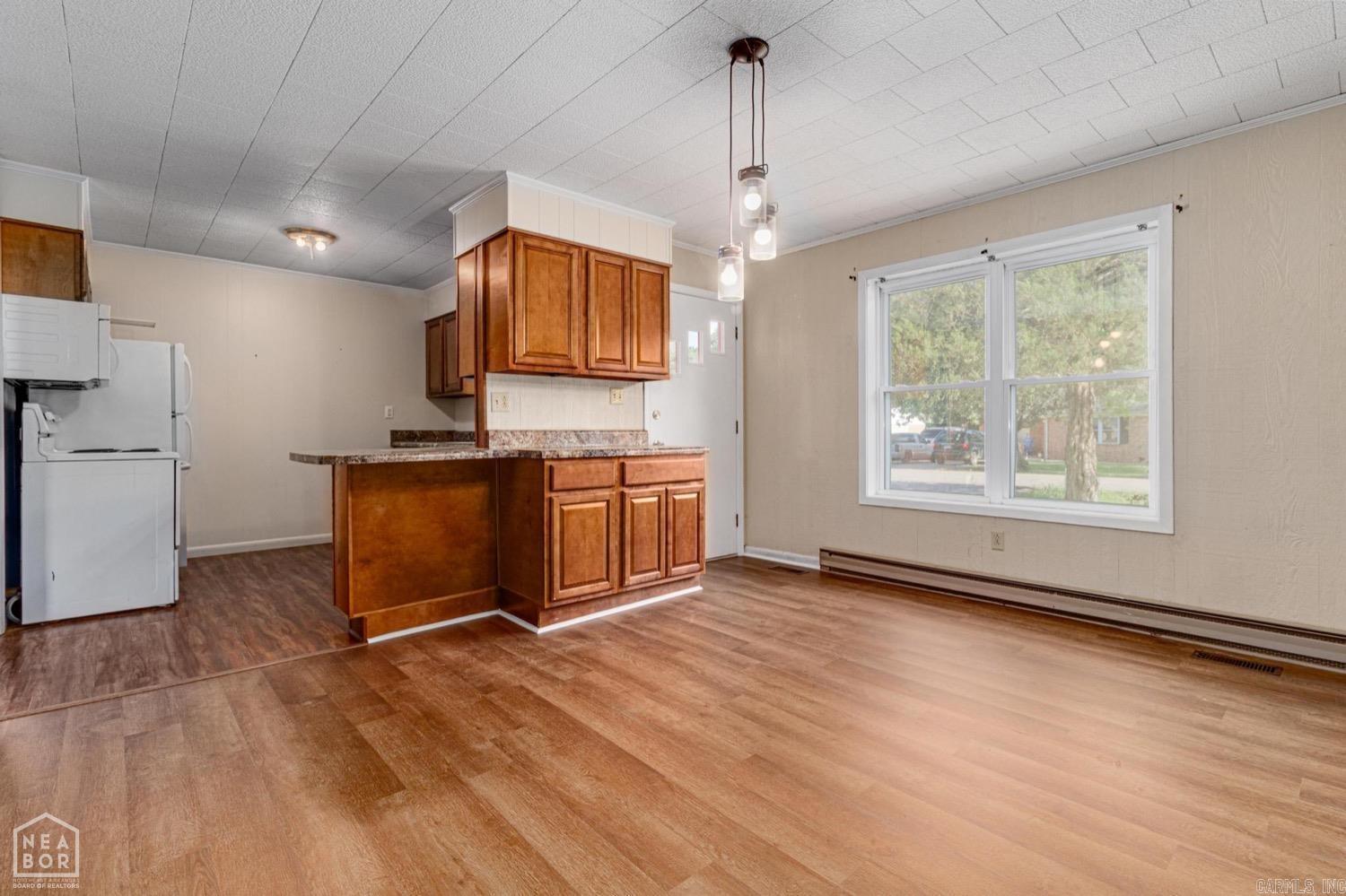 MCLAIN & HOLDEN - Residential