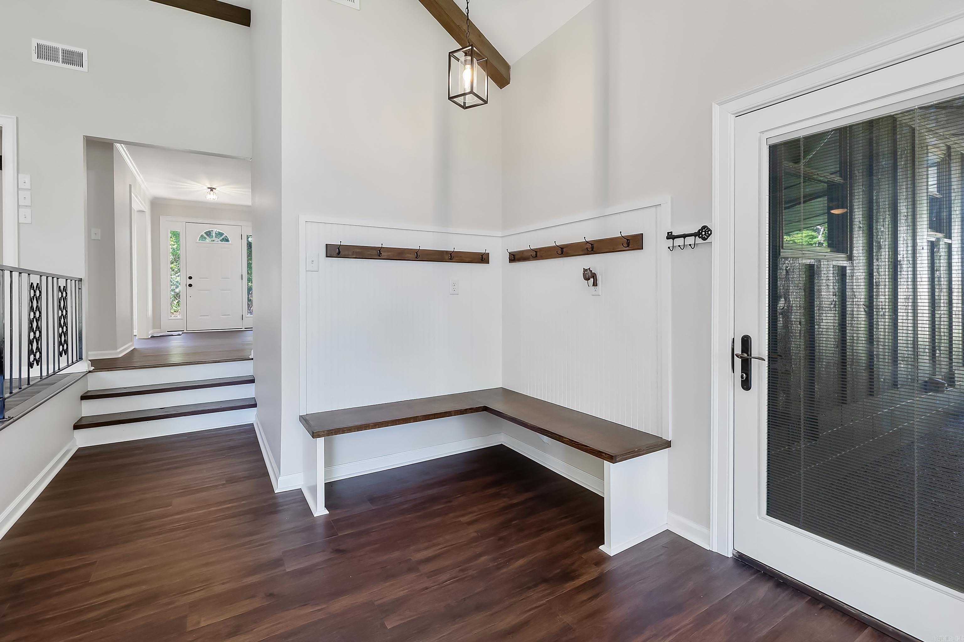 INDIANHEAD LAKES EST - Residential