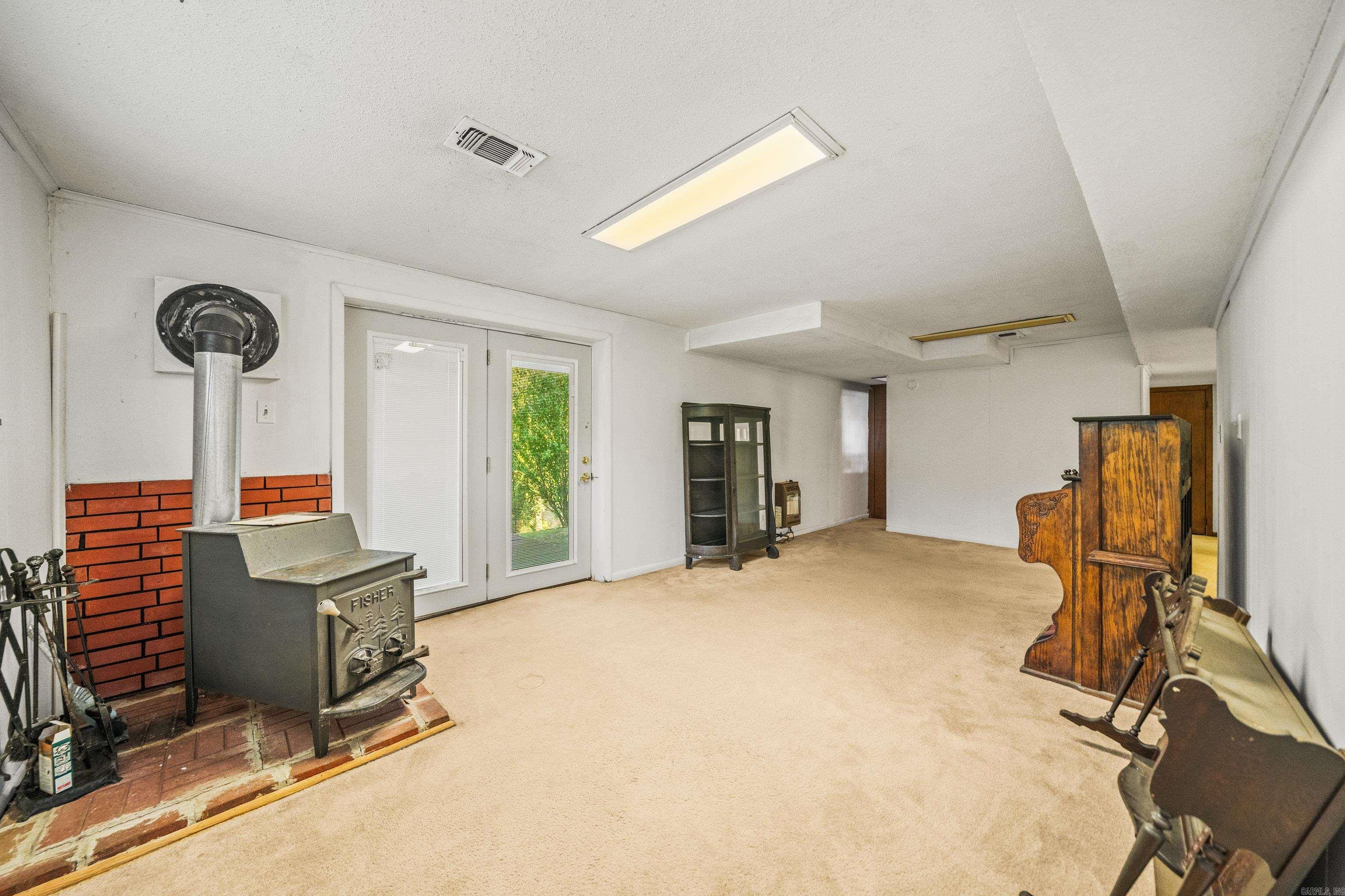 Crestmont #2 - Residential