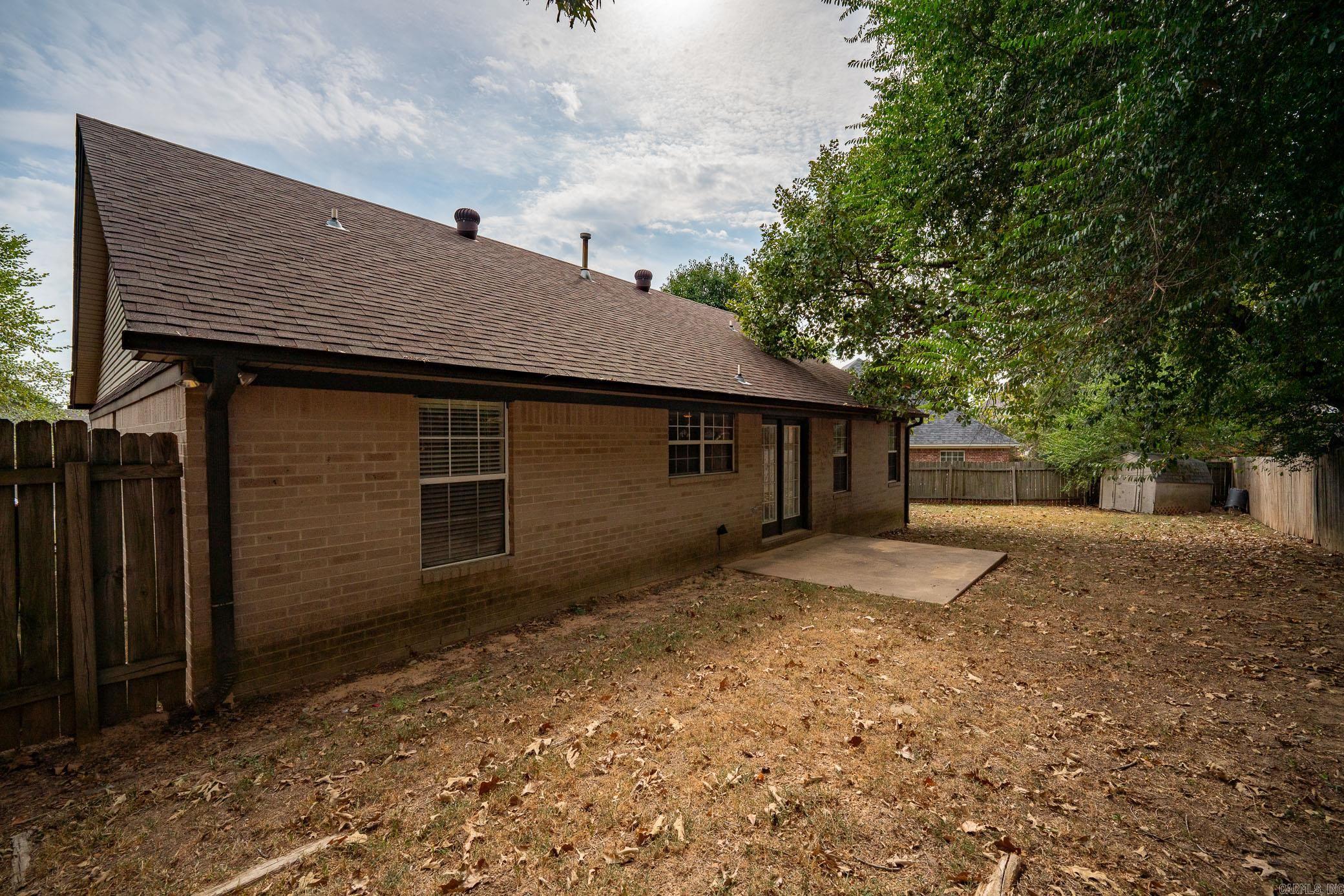 NORTH HILLS ESTATES - Residential