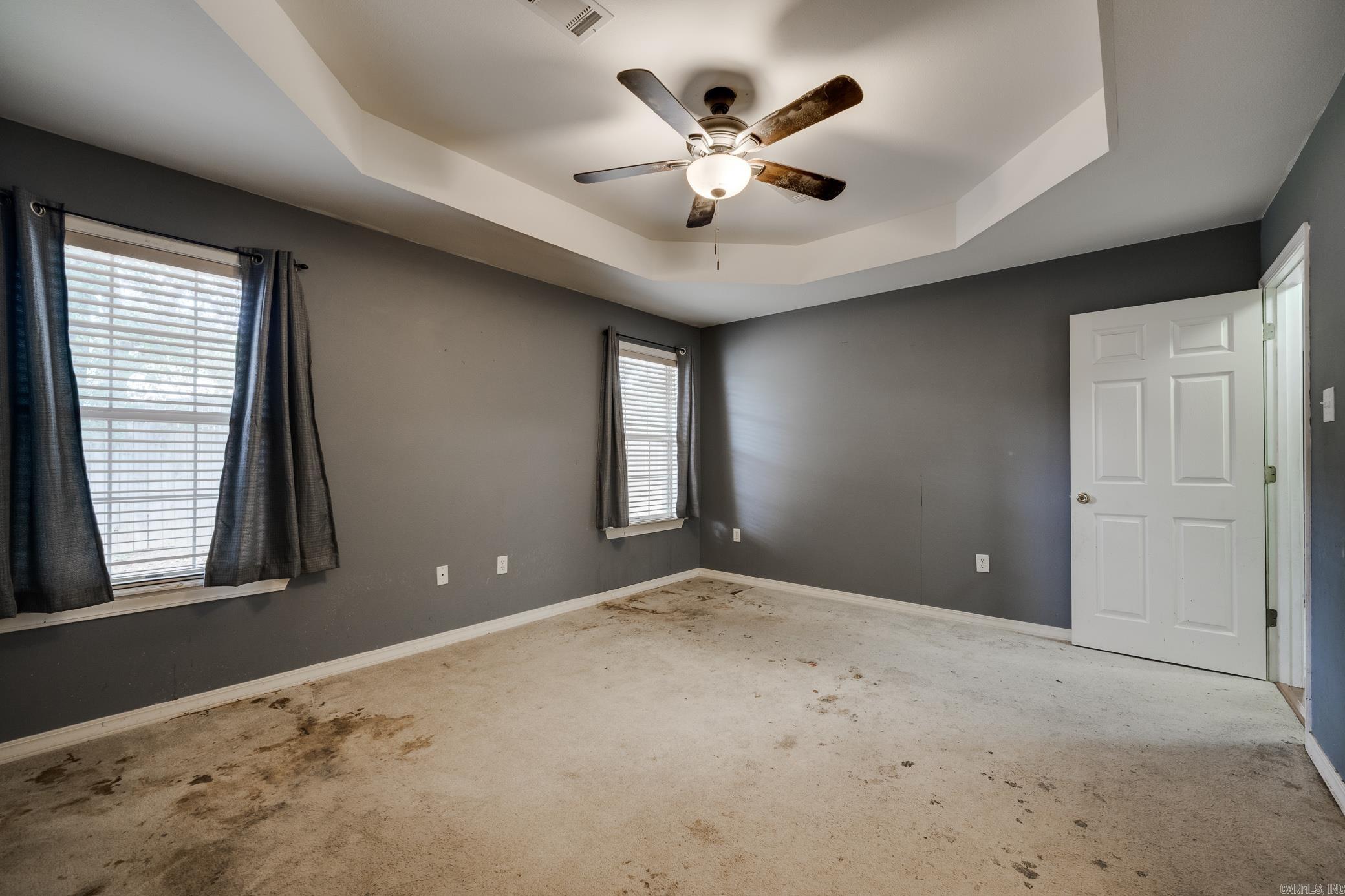 NORTH HILLS ESTATES - Residential