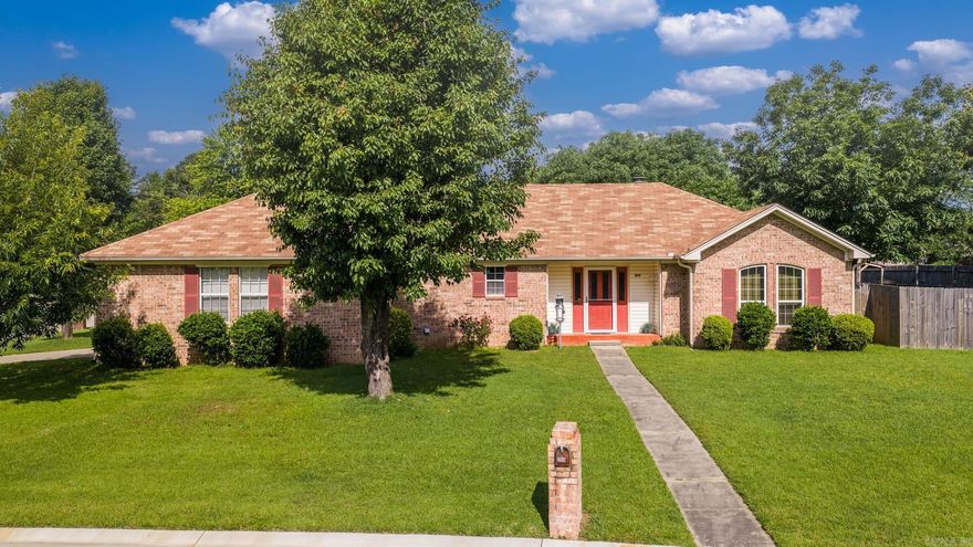 Lovely, well maintained home on a large corner lot with a side loading two car garage. 3 bedrooms and two baths. with a bonus room. Fully fenced with a nice storage building. Must see to appreciate.
