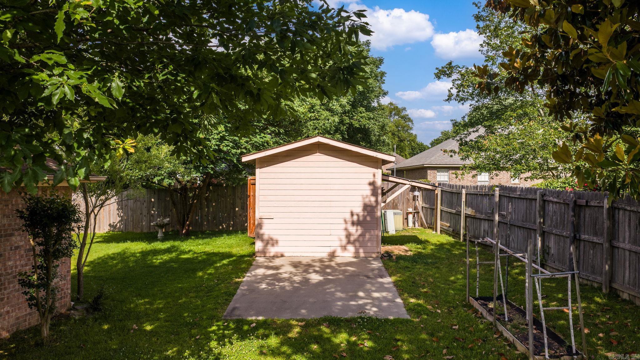 INDIAN MEADOWS - Residential