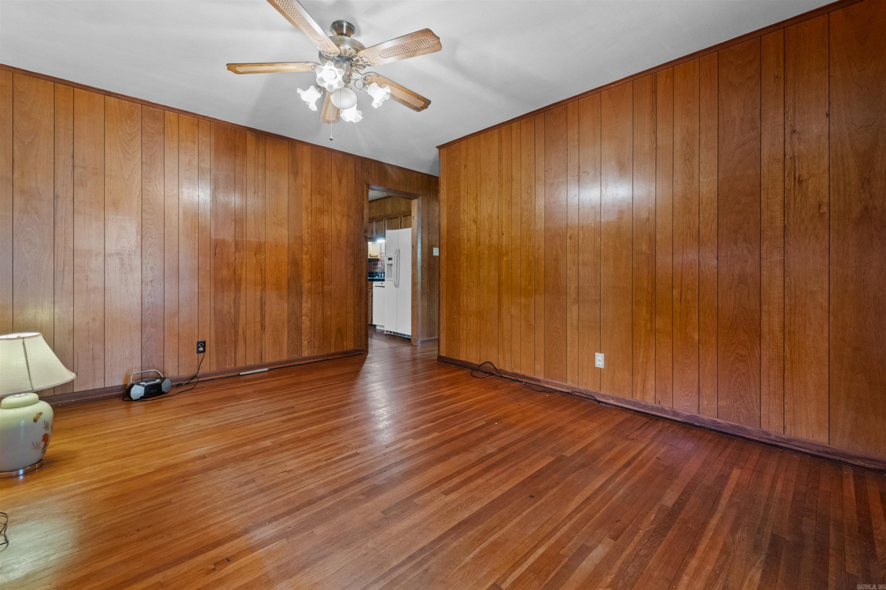 MEADOW PARK - Residential