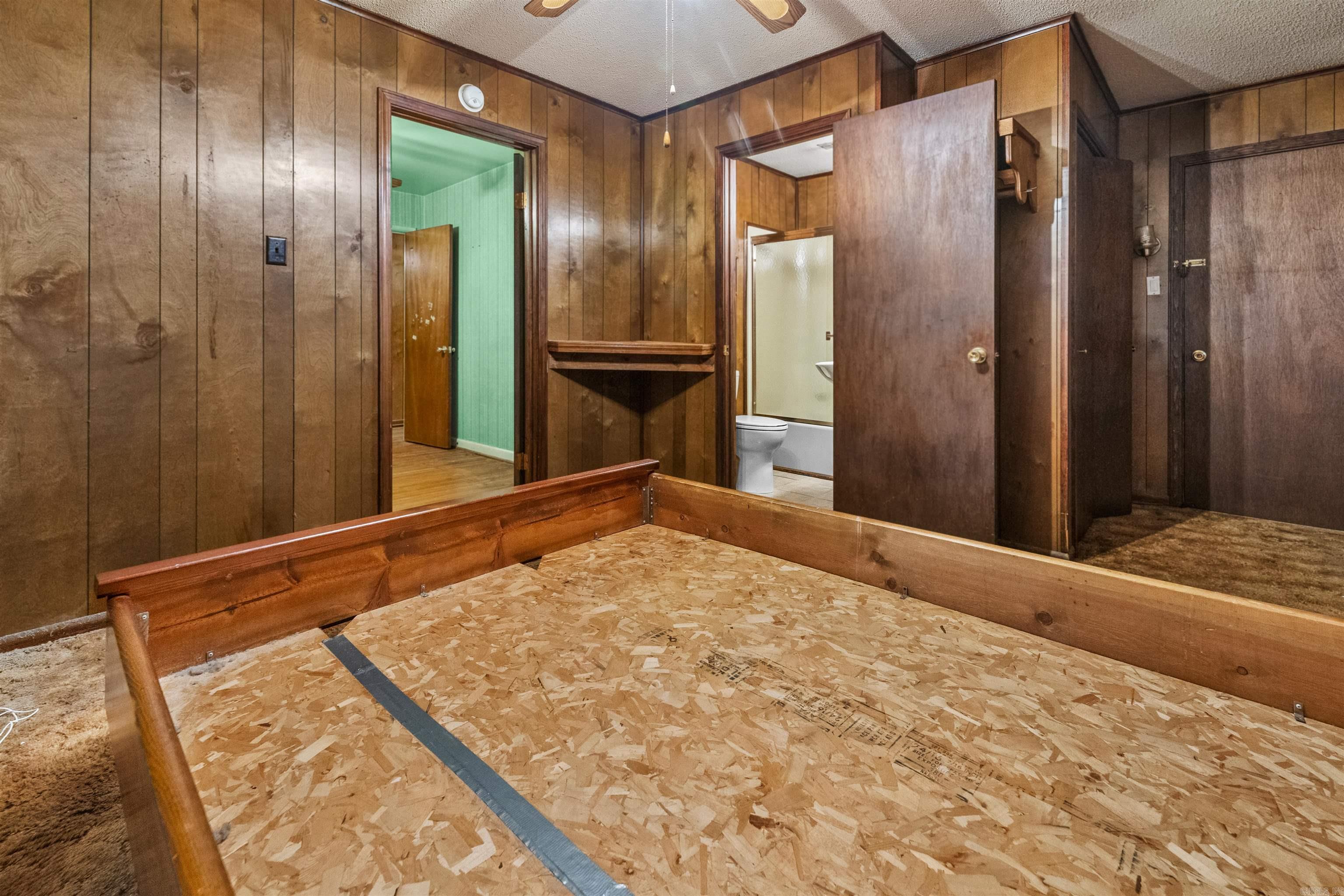 MEADOW PARK - Residential