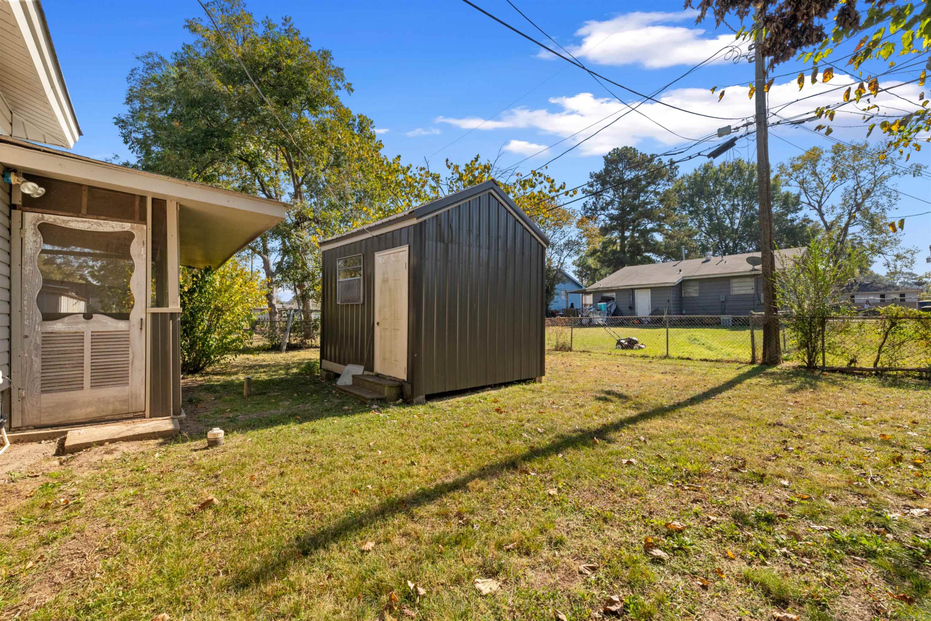 MEADOW PARK - Residential