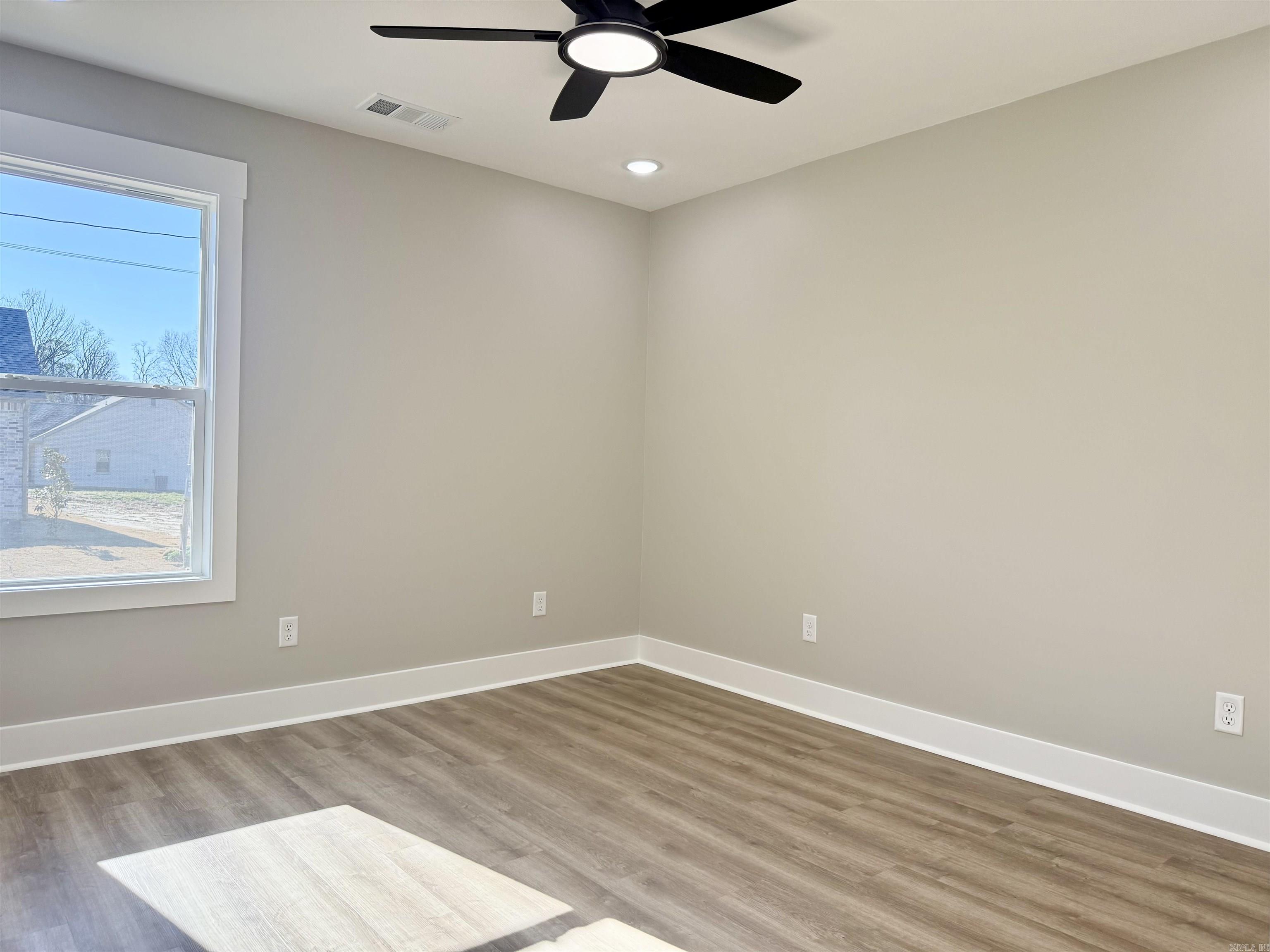 McDonalds Third - Residential