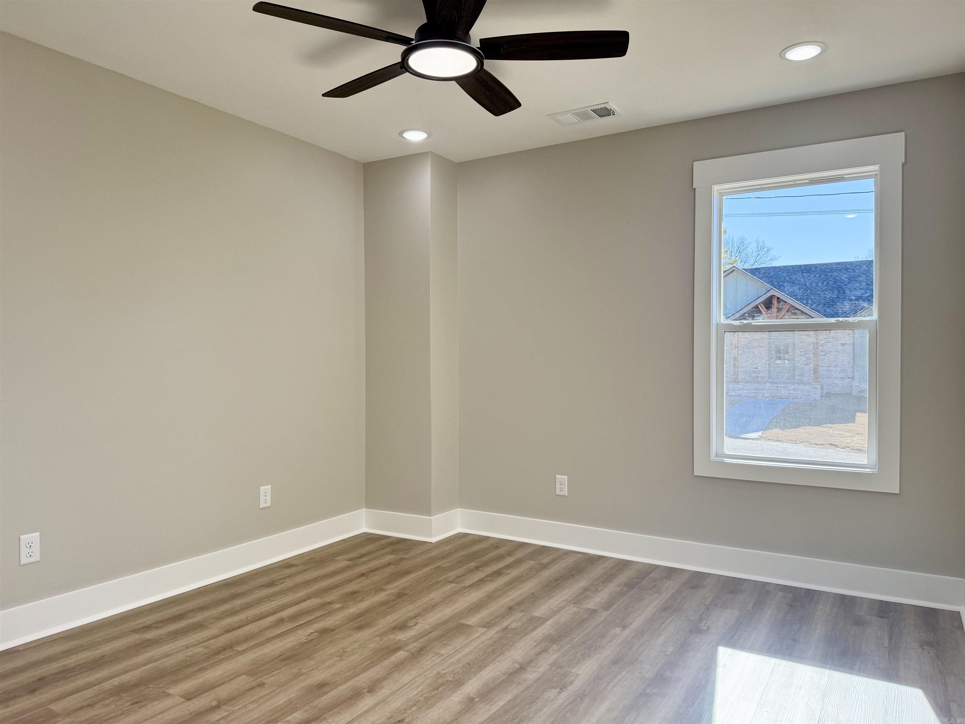 McDonalds Third - Residential