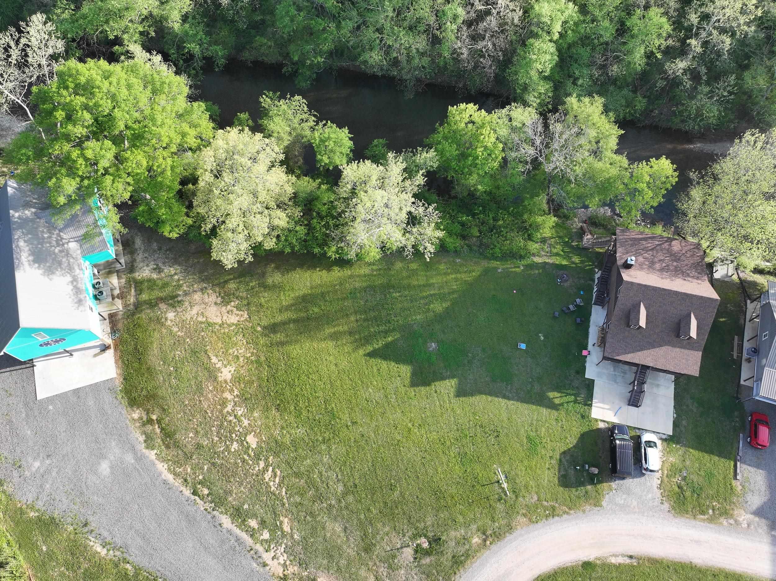 Jordans Bend at Caddos - Land