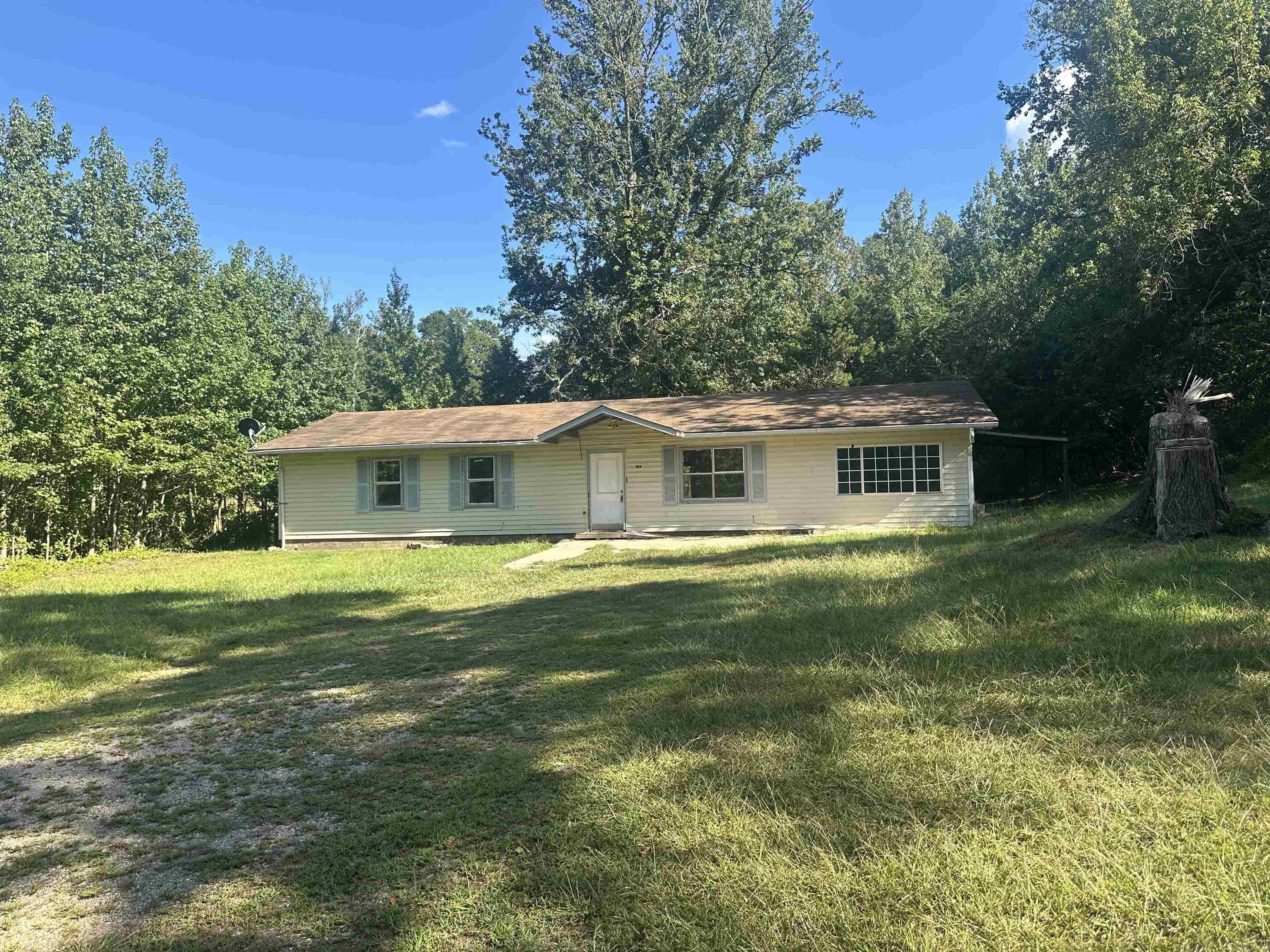 Check out this country charm! If you're looking for a spacious yard to plant a garden and a home ready for your personal touch, this is the one for you. This 3-bedroom, 1.5-bath fixer-upper offers 1,728 sq ft of living space and plenty of potential to make it your own. Enjoy the extra den or sitting areaāperfect for relaxing or entertaining. Nestled on a level lot with room to grow, you're just under 5 miles from Walmart, restaurants, and local conveniences. Experience peaceful country living with amenities close byāa great opportunity for DIY enthusiasts or investors alike! Don't miss the opportunity to make it yours! **Property is being sold as is *** Agents See Remarks***