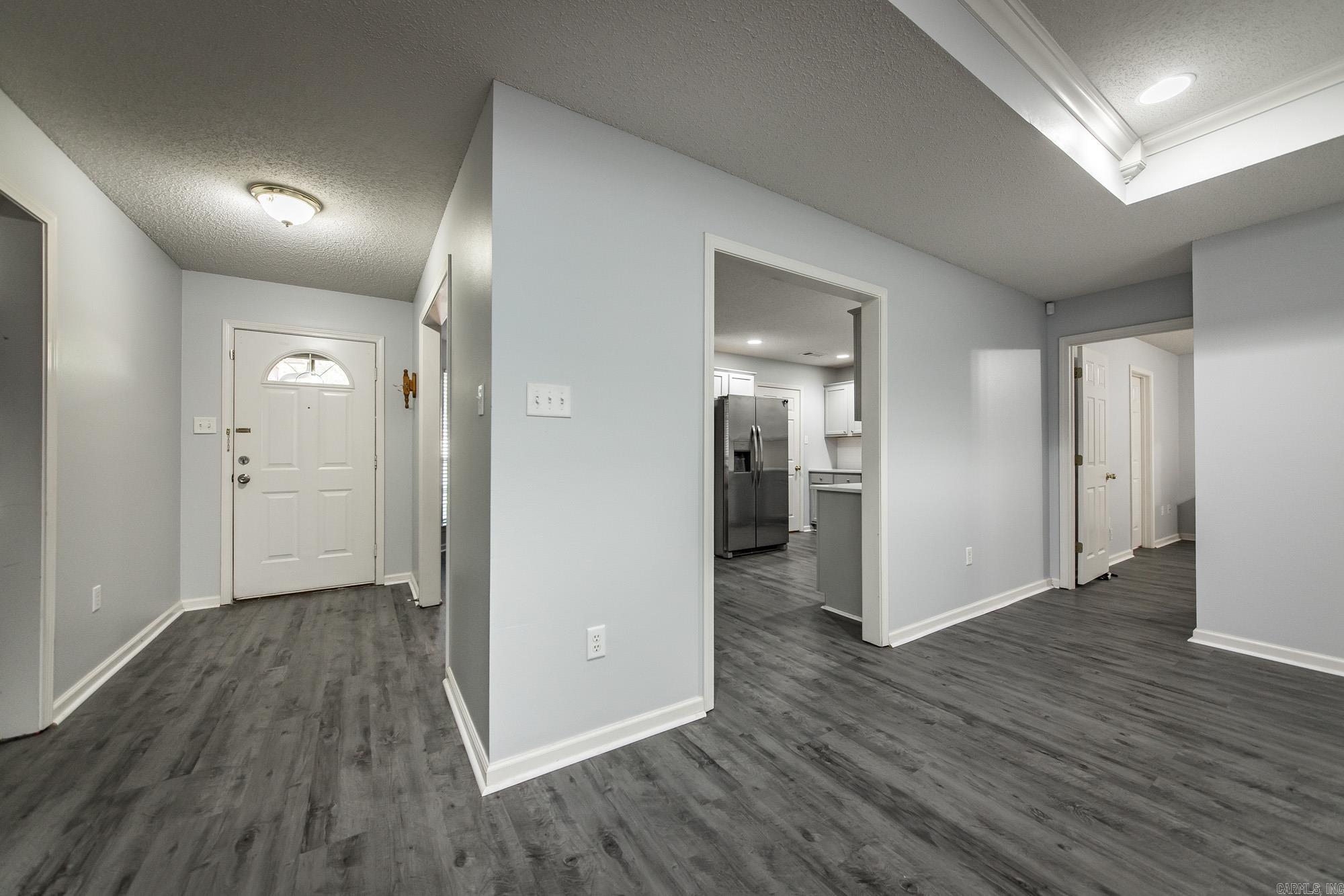 NORTHRIDGE - Residential