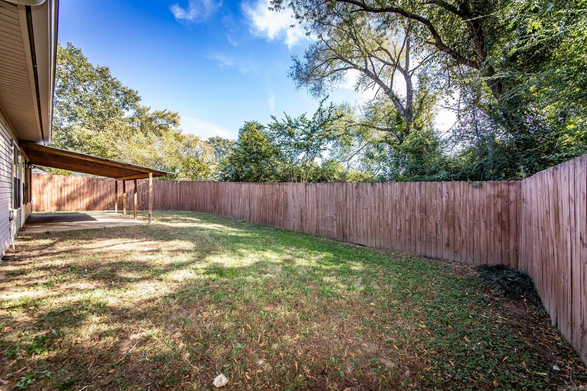 NORTHRIDGE - Residential