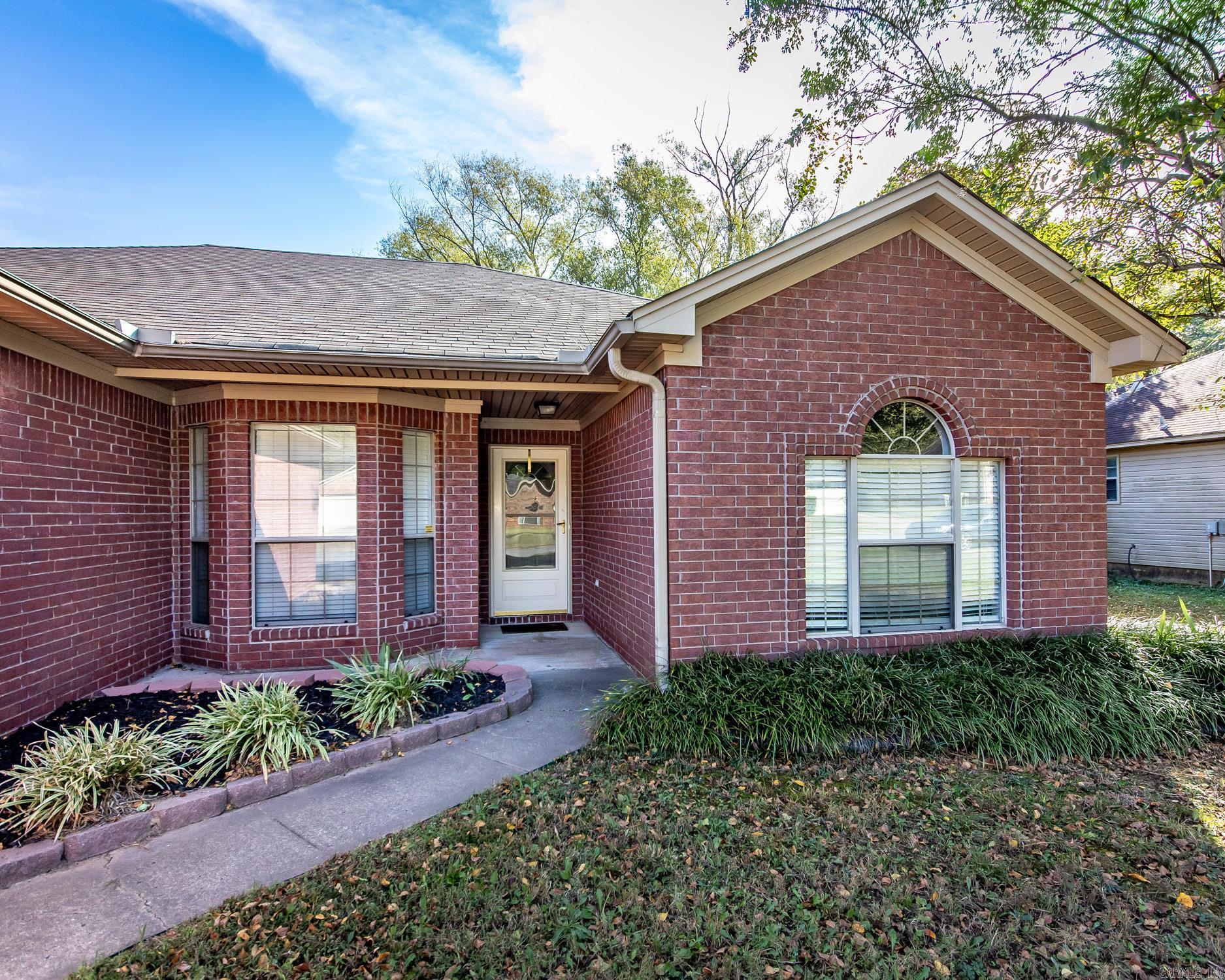 NORTHRIDGE - Residential