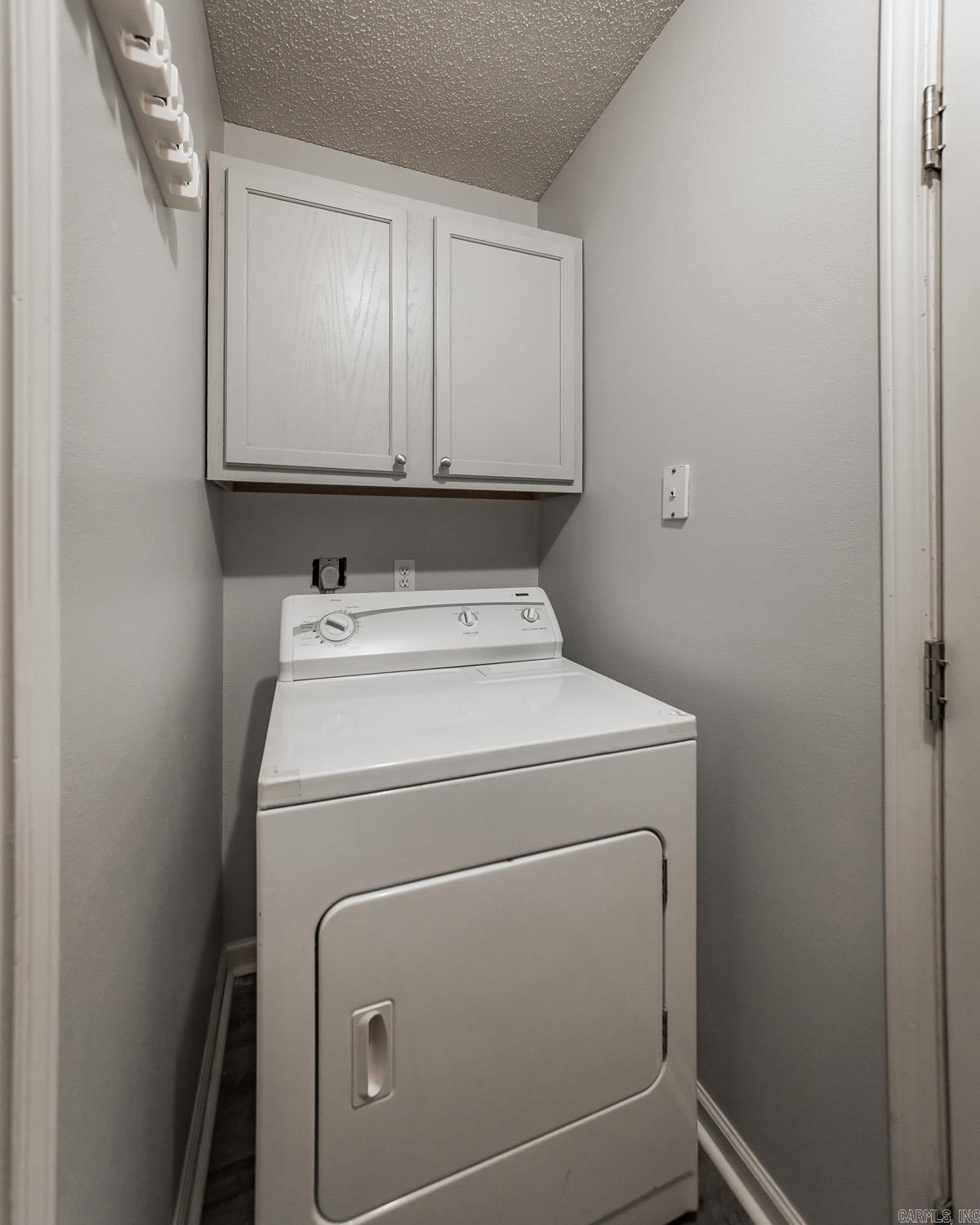 NORTHRIDGE - Residential