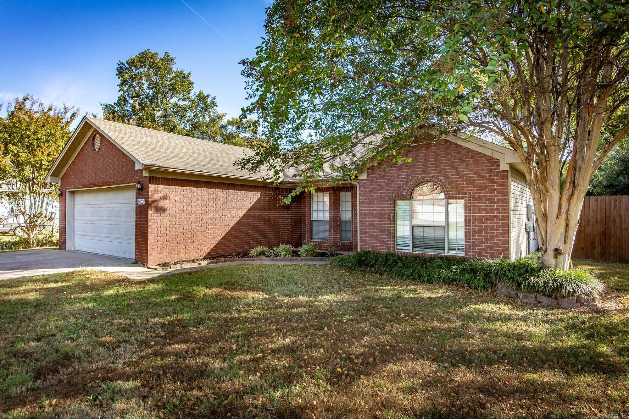 NORTHRIDGE - Residential