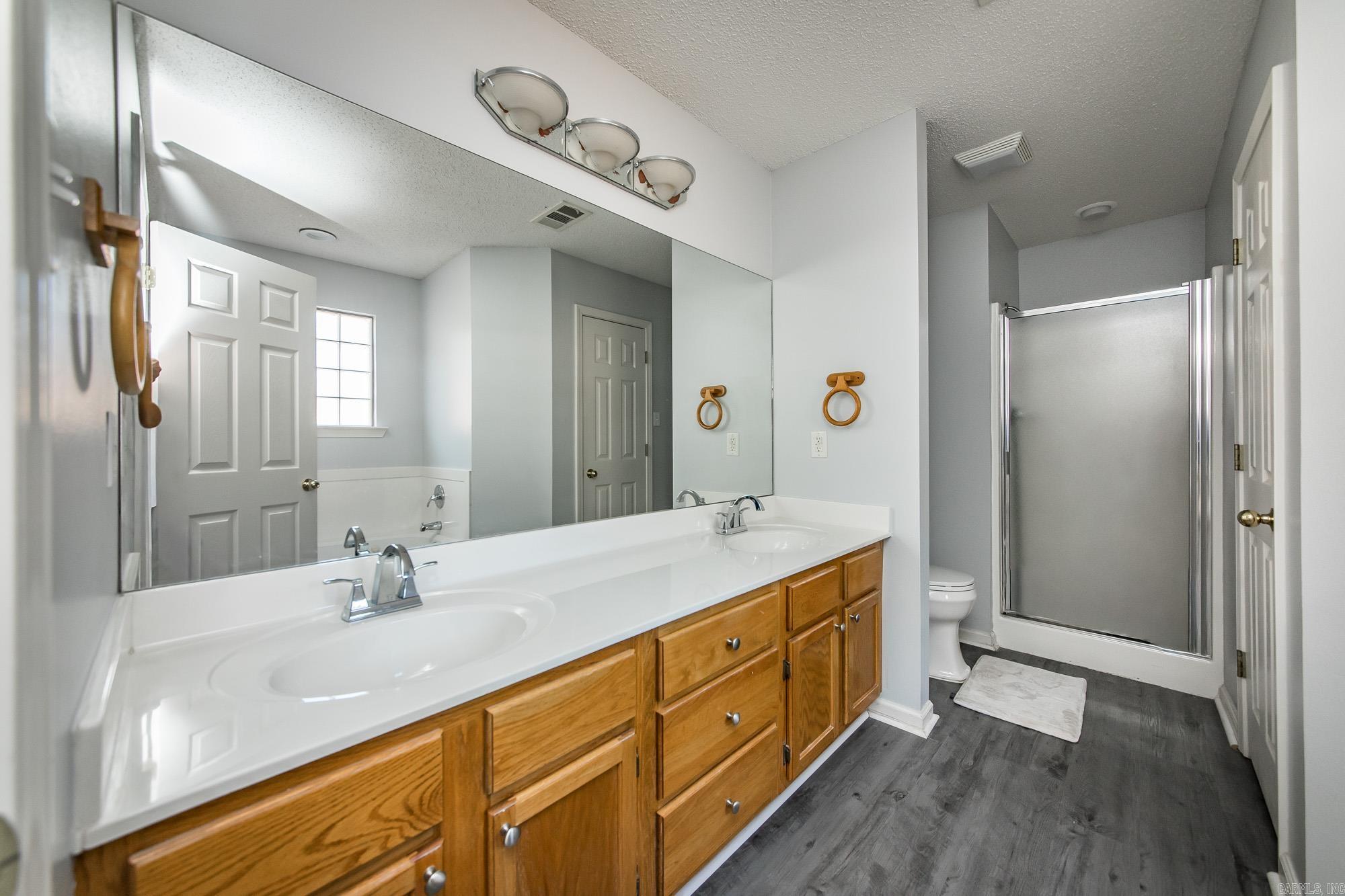 NORTHRIDGE - Residential