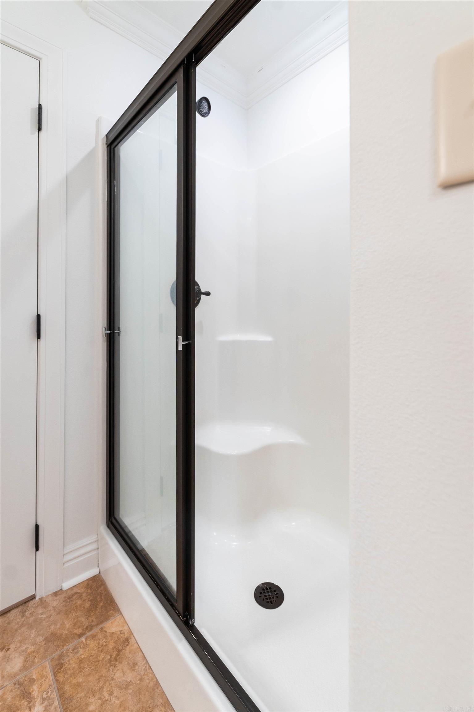 COUNTRY CLUB OF ARK THE - Residential