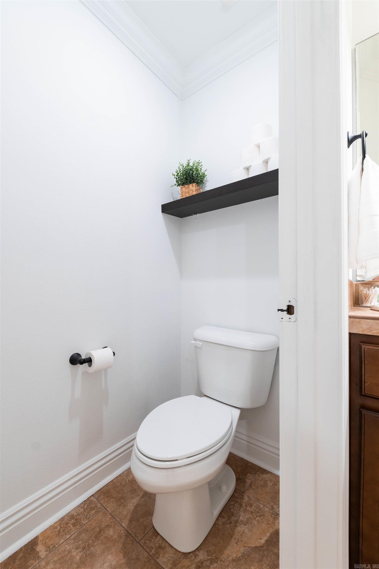 COUNTRY CLUB OF ARK THE - Residential