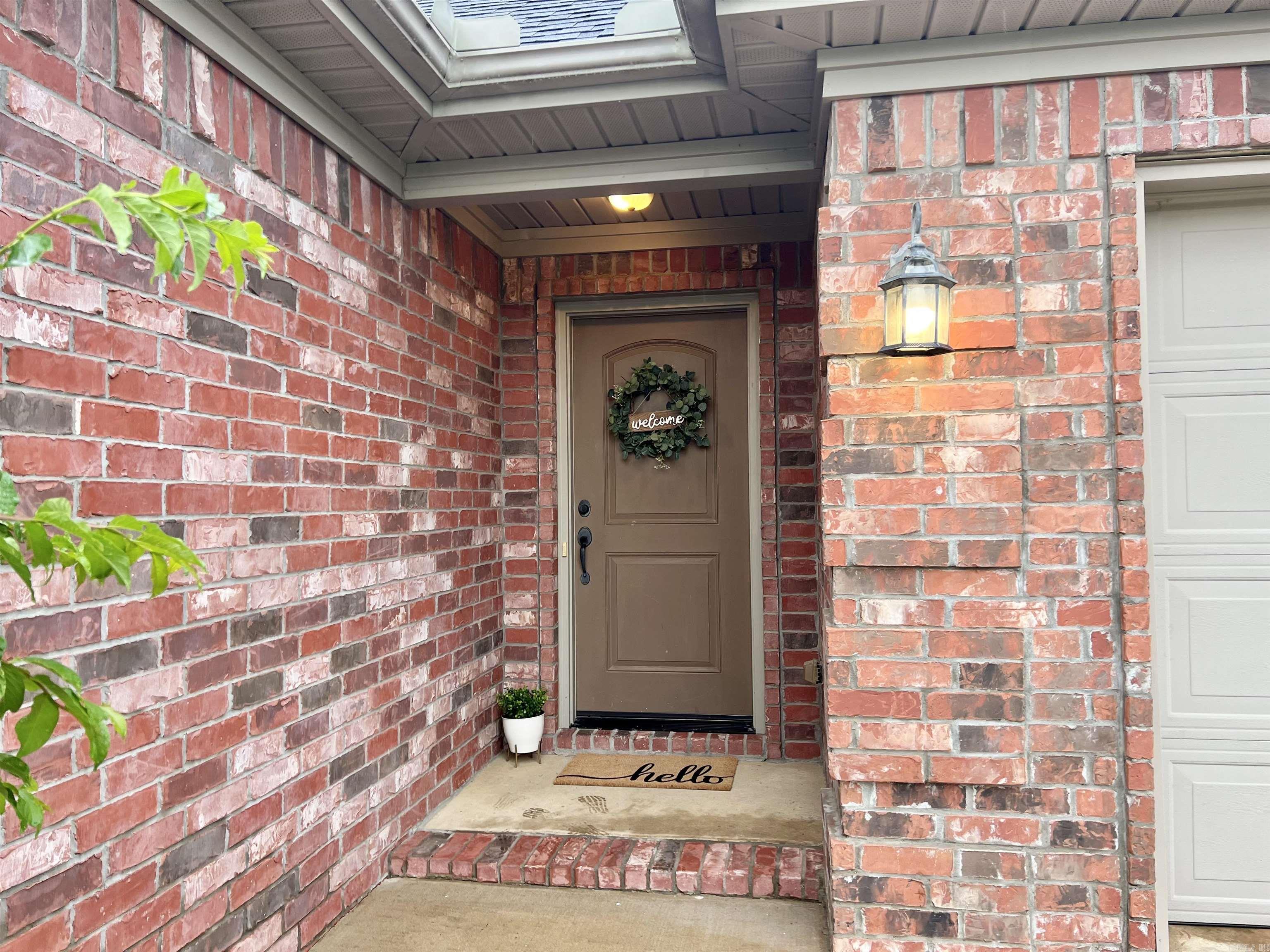 COUNTRY CLUB OF ARK THE - Residential