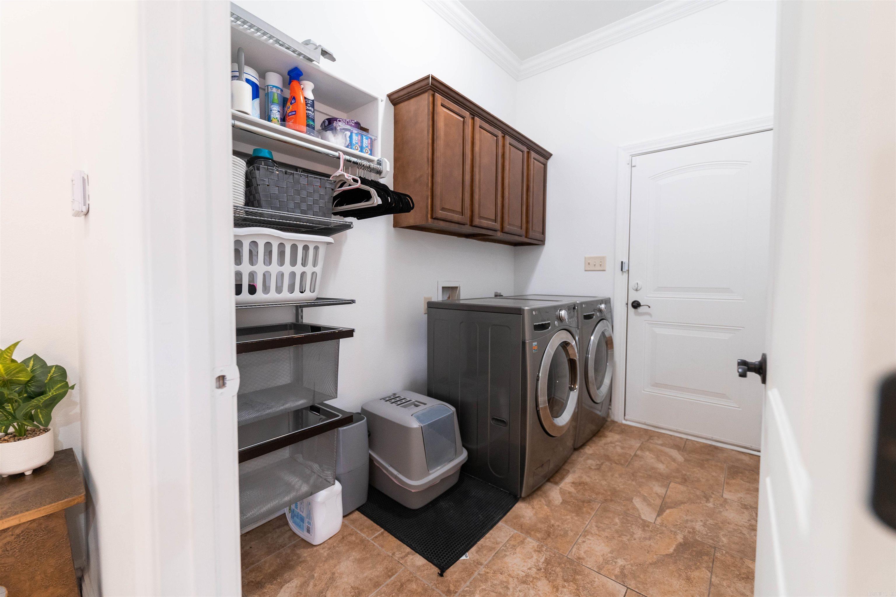 COUNTRY CLUB OF ARK THE - Residential