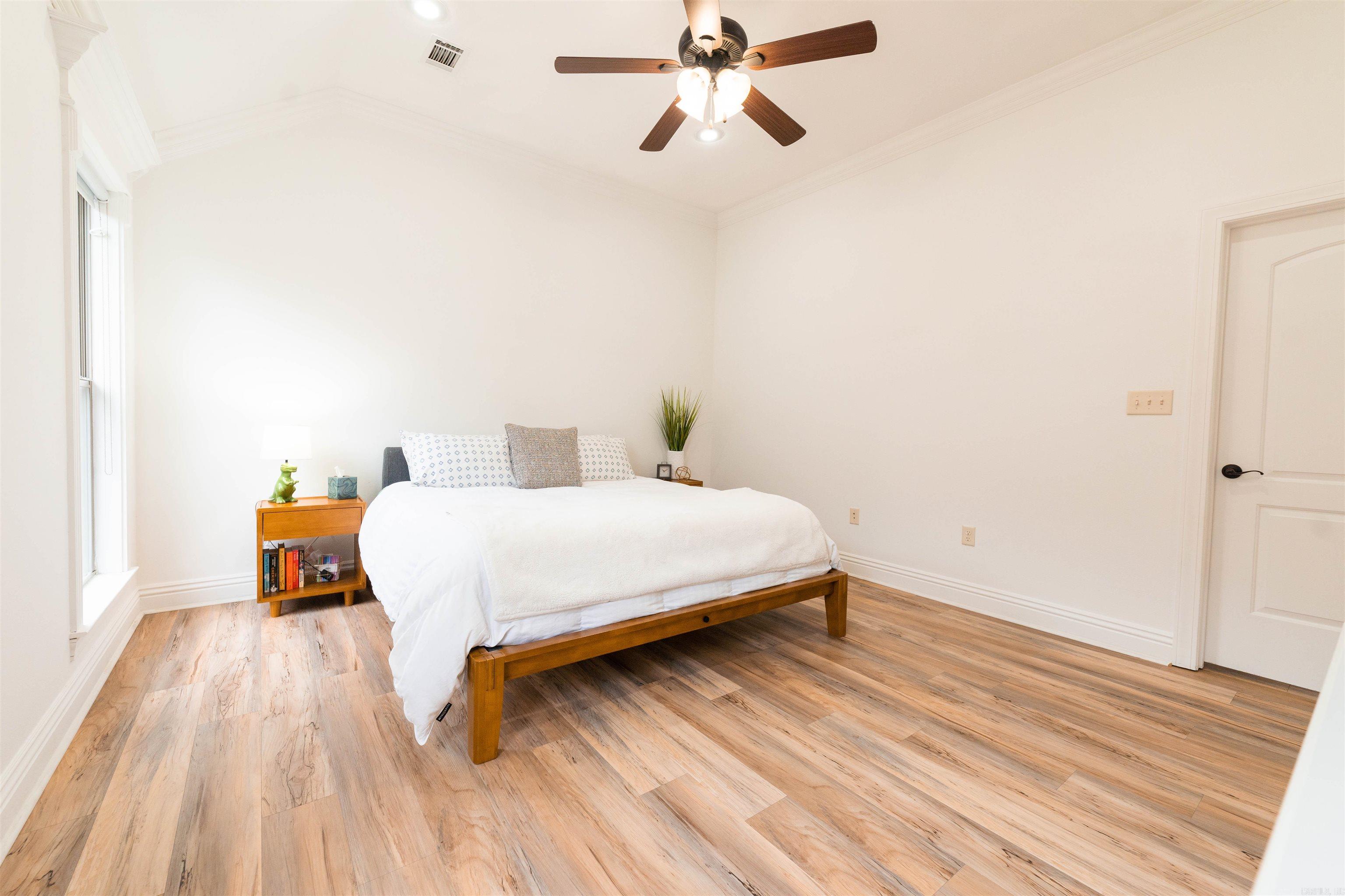 COUNTRY CLUB OF ARK THE - Residential