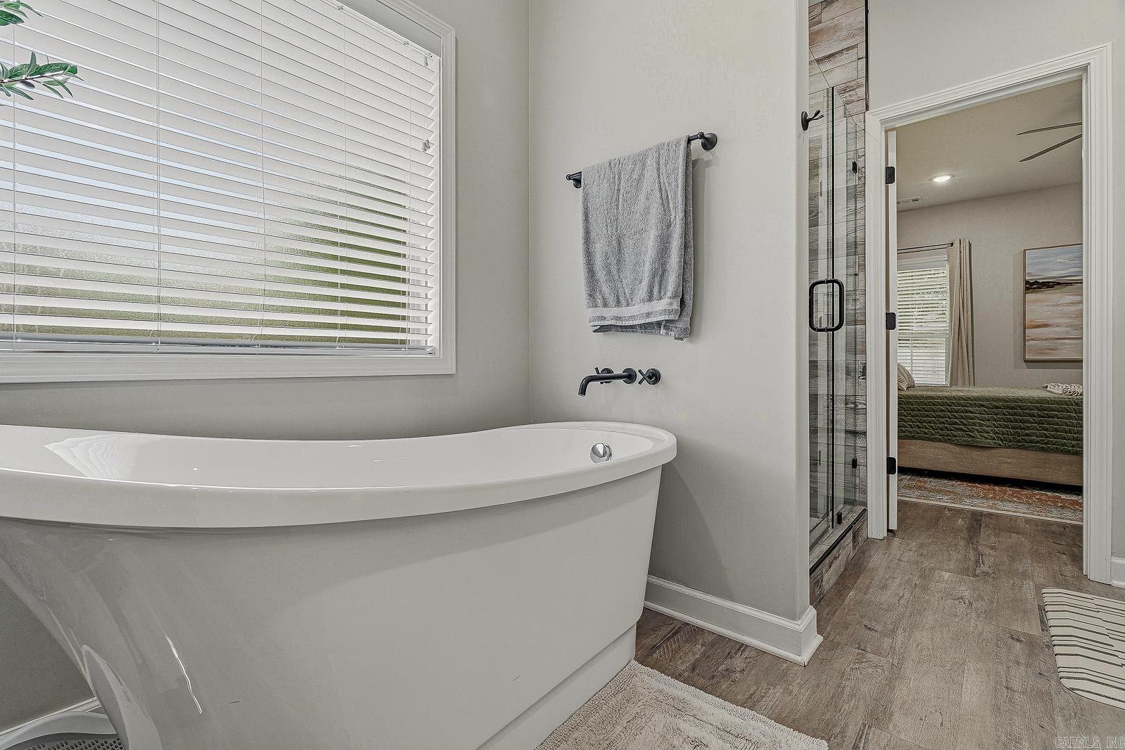 FAIRWAY GLEN - Residential