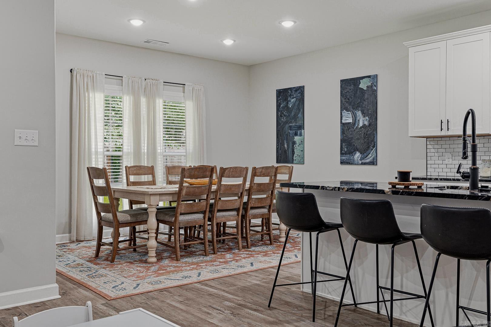 FAIRWAY GLEN - Residential