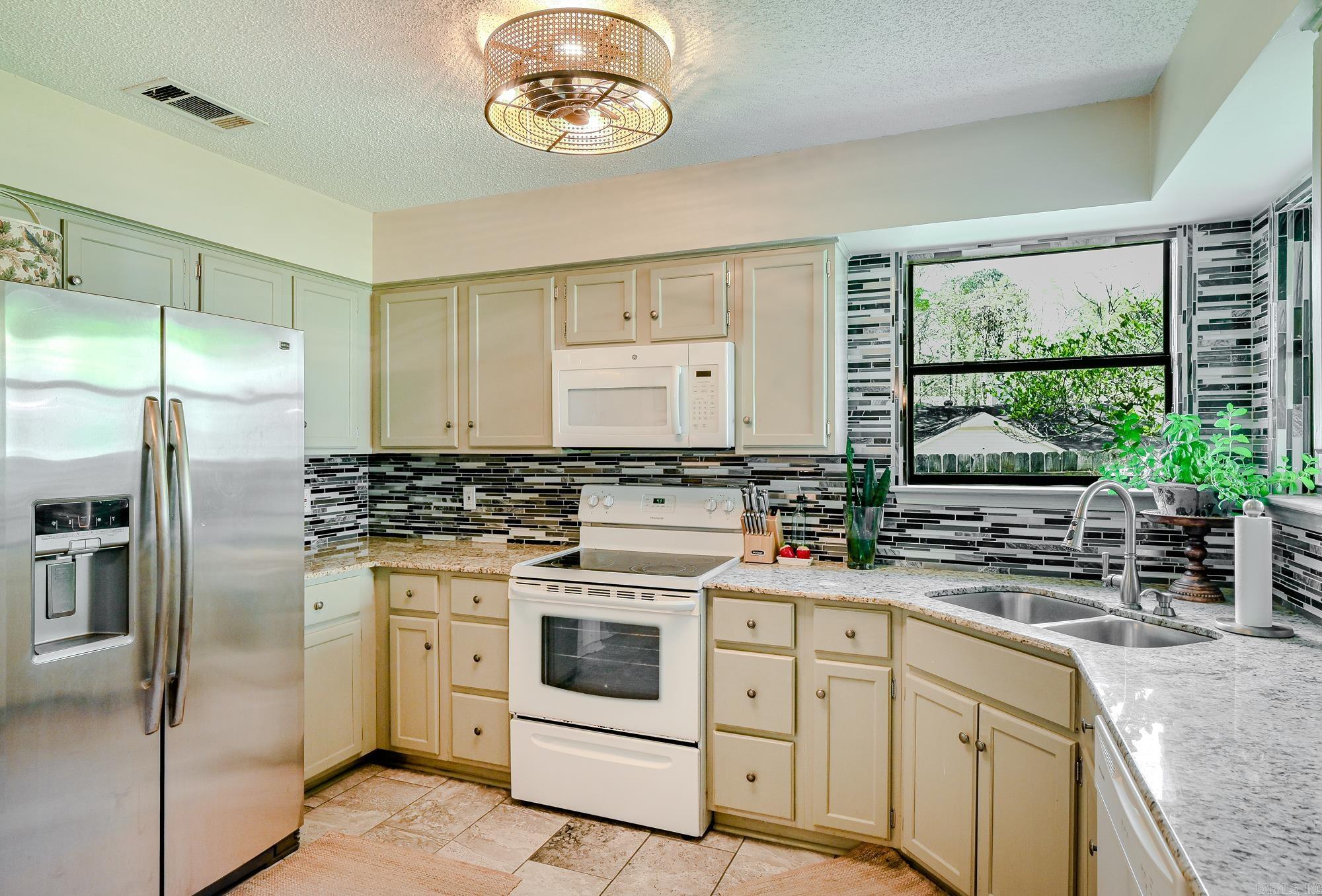 Point West 3rd - Residential