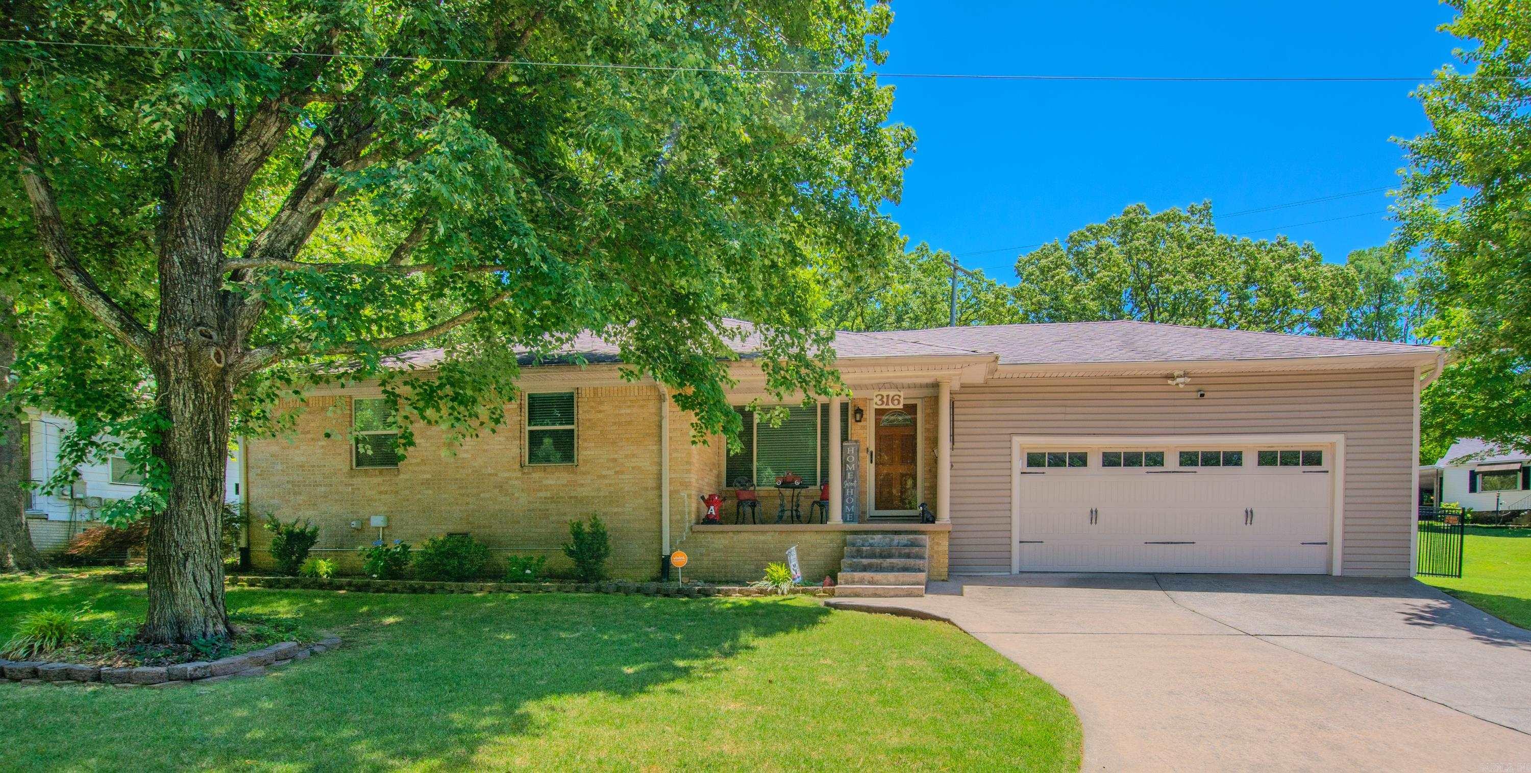 HILLSIDE - Residential