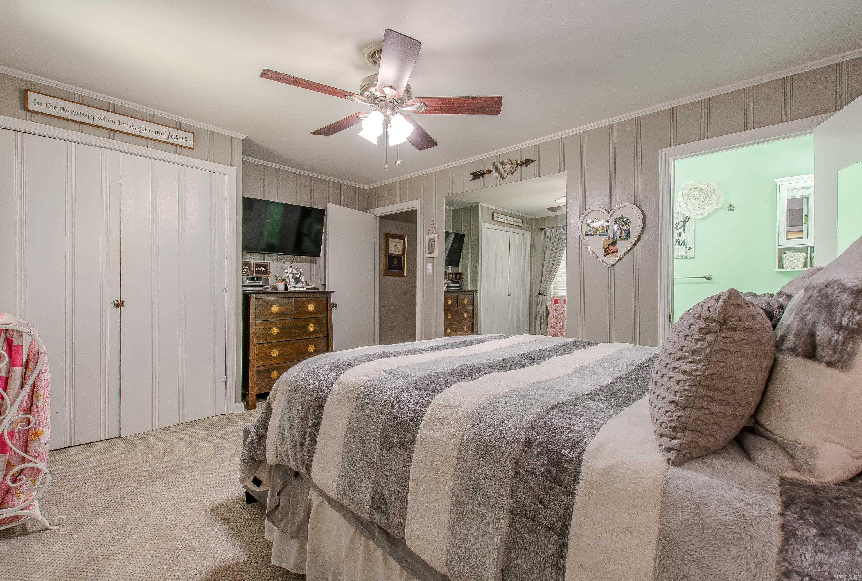 HILLSIDE - Residential