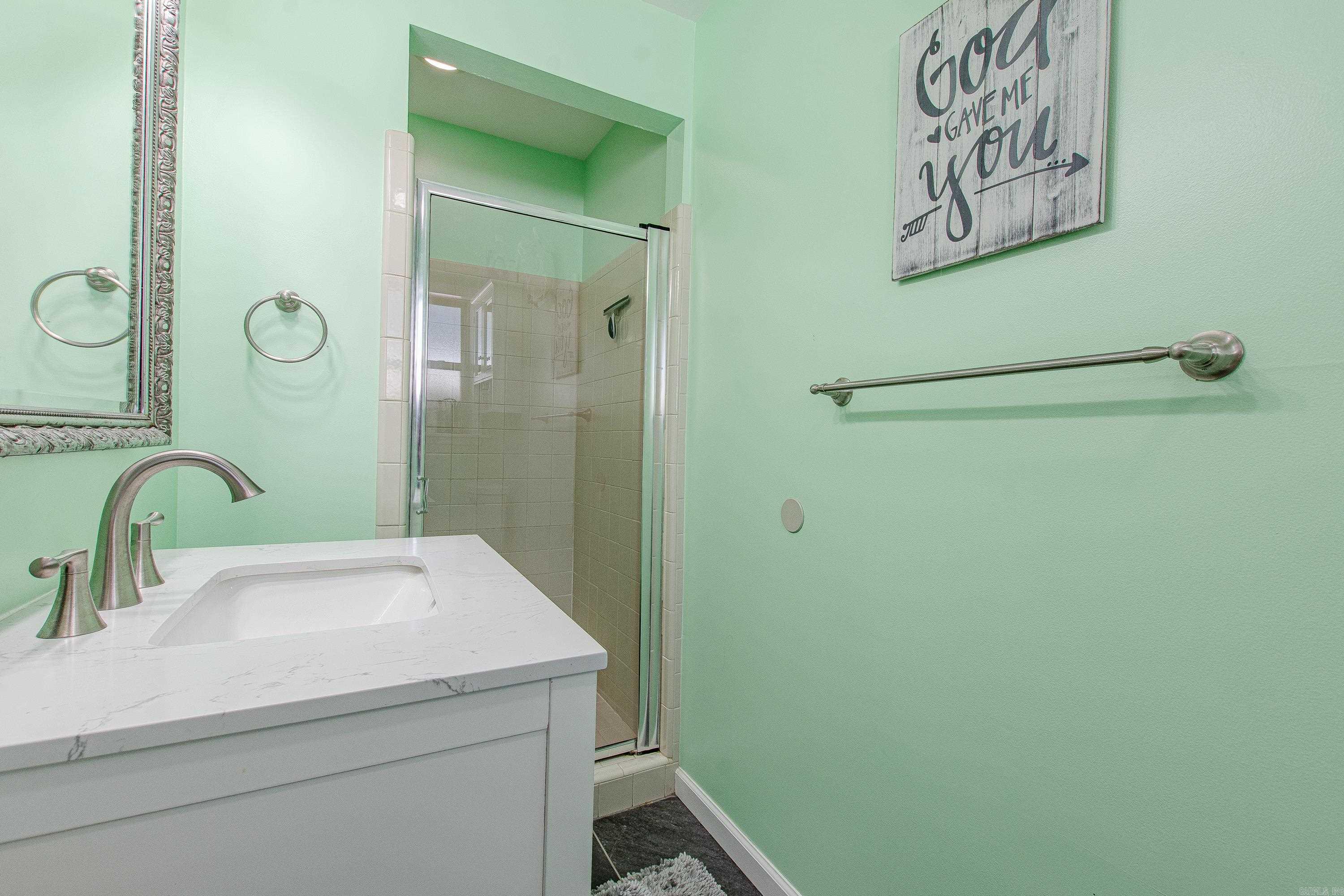 HILLSIDE - Residential