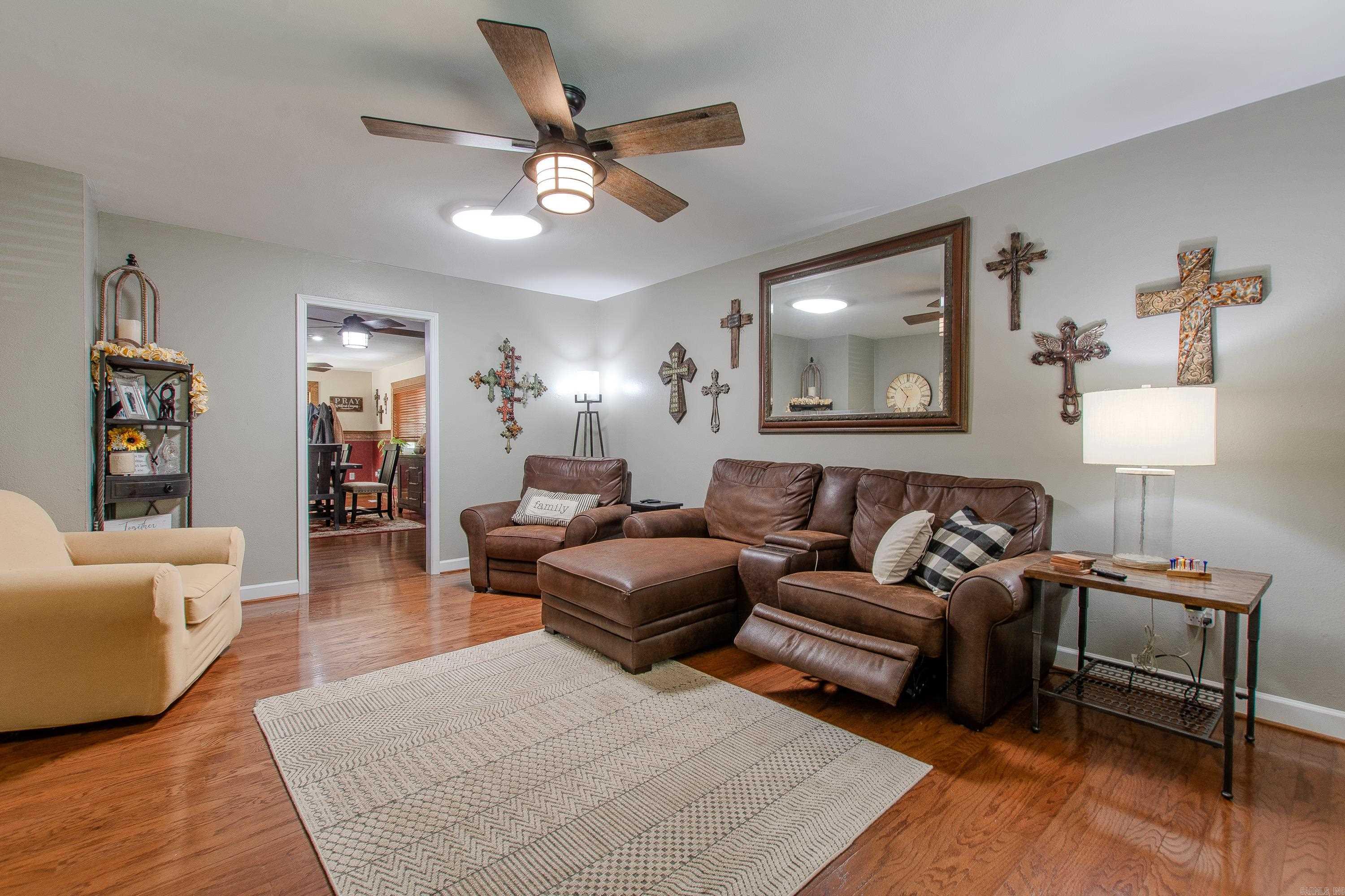 HILLSIDE - Residential