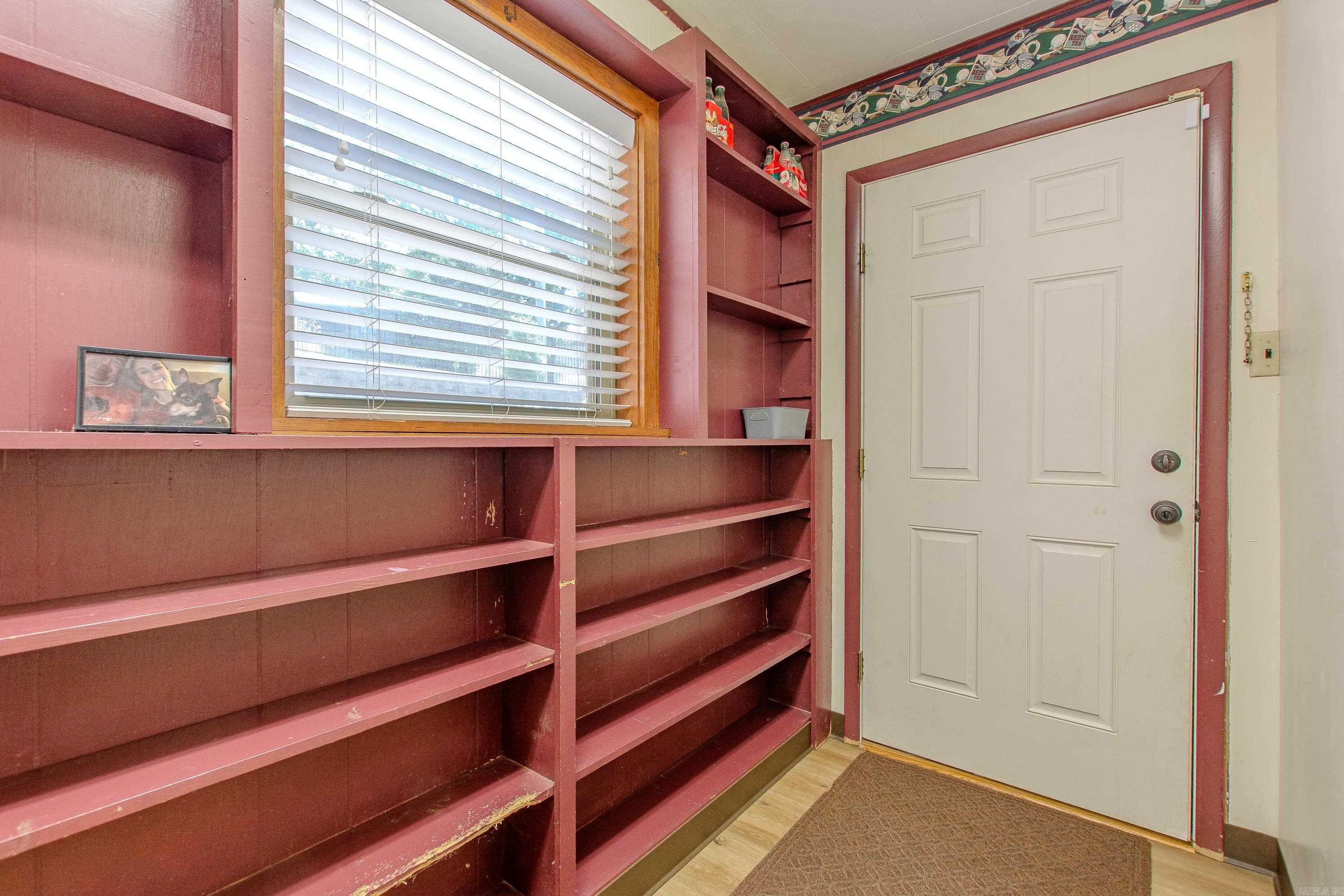 HILLSIDE - Residential