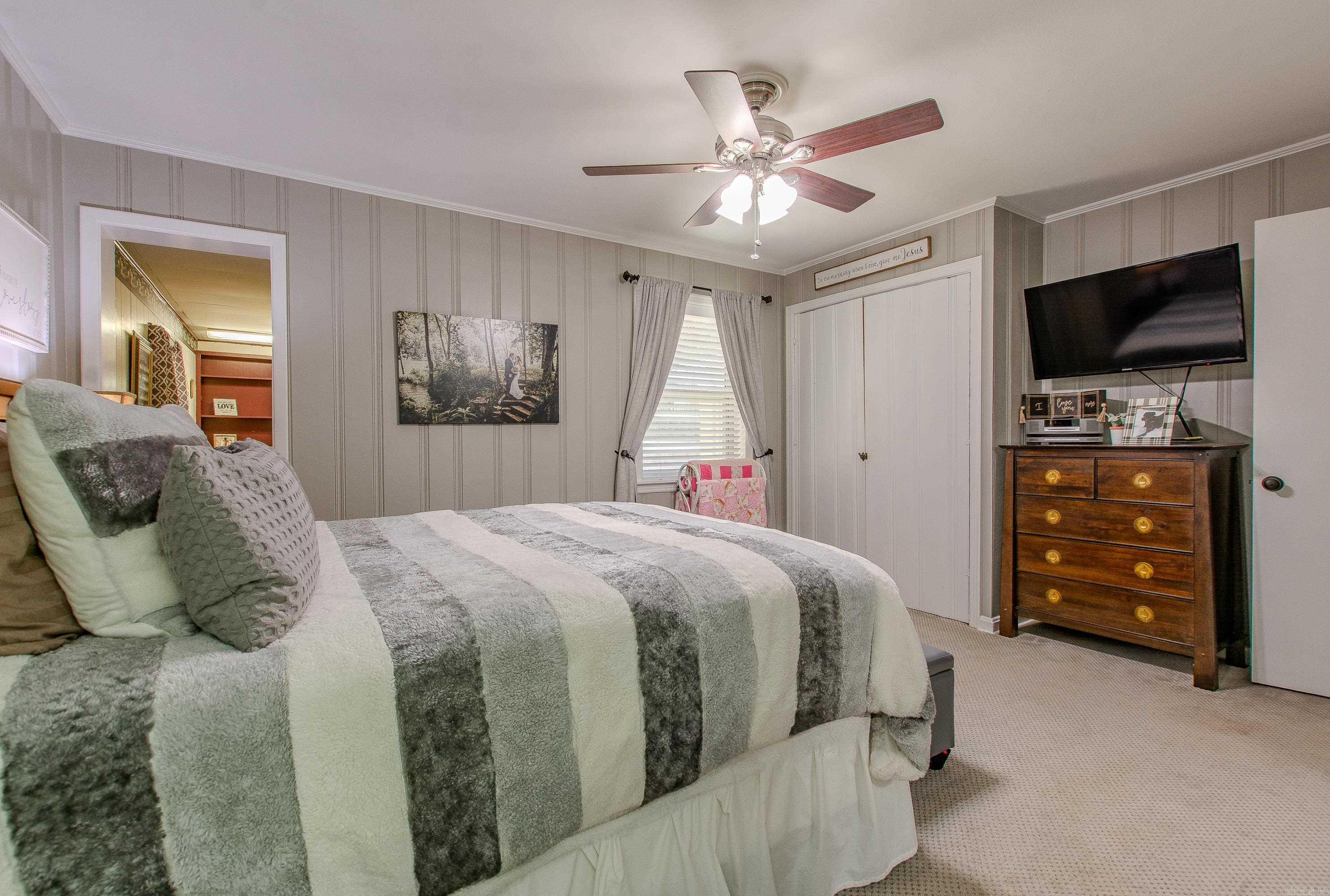 HILLSIDE - Residential