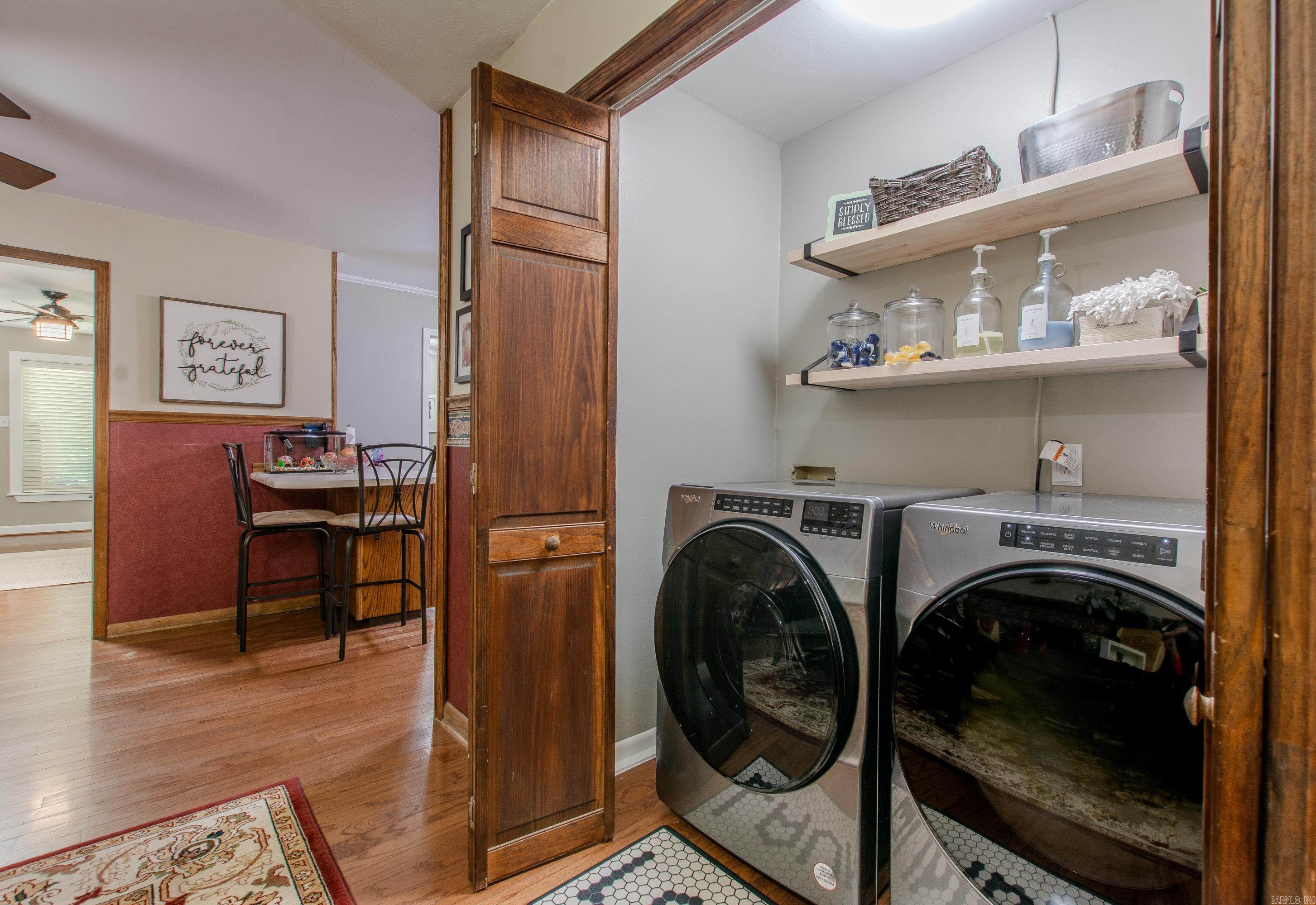 HILLSIDE - Residential