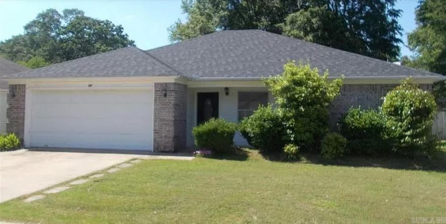 Fantastic starter home in a conveniently located neighborhood.  3-bed, 2-bath, split floor plan, carpet and tile flooring. Needs a little paint and carpeting cleaning but a solid home. Sold Before Listed.