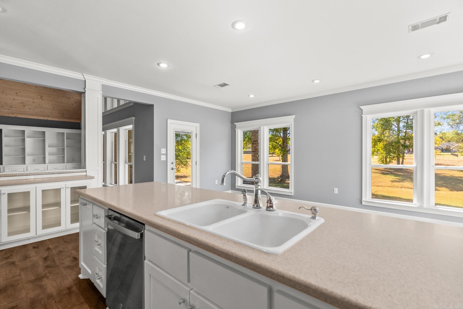 SPRINGHILL VALLEY ESTATES - Residential