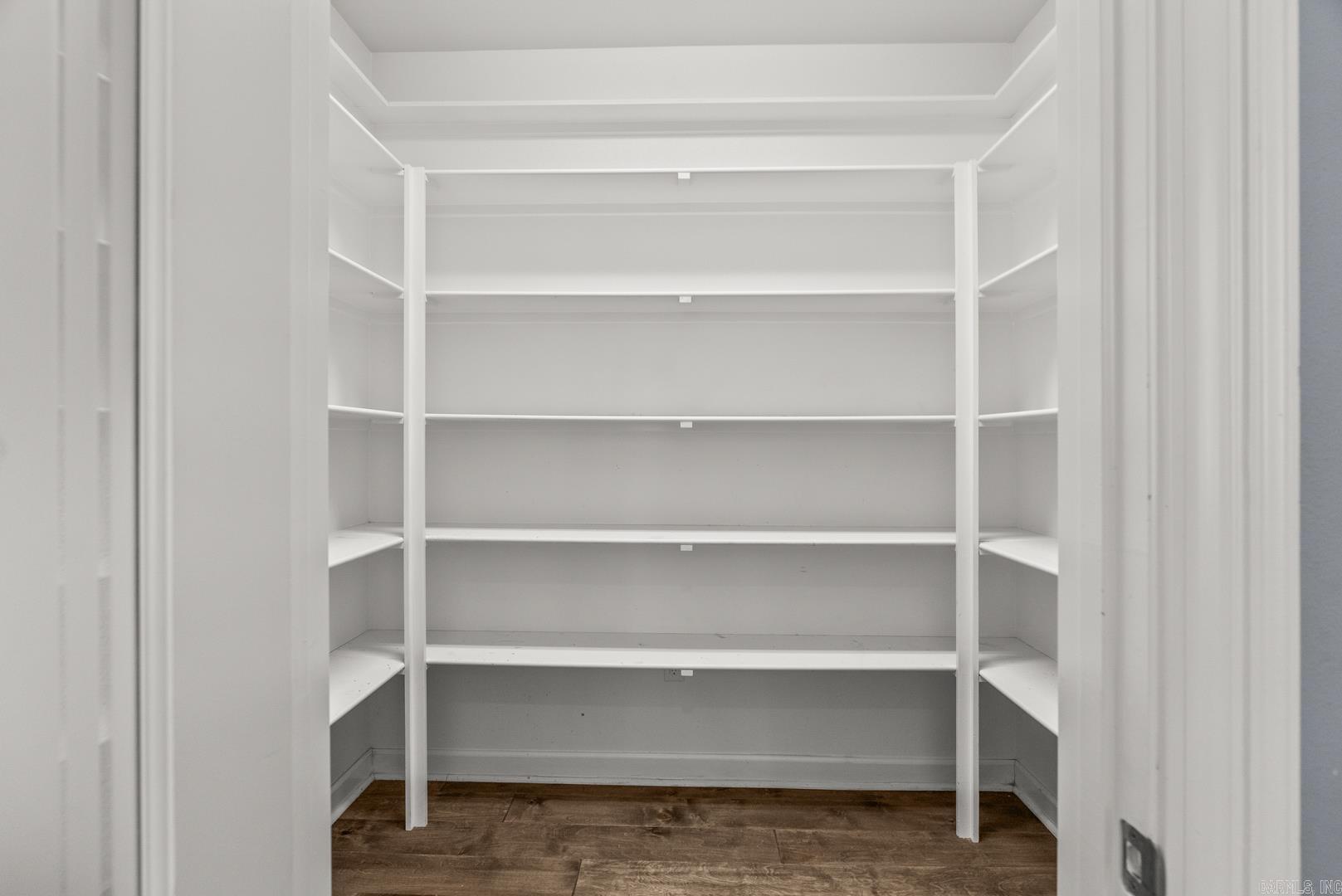 SPRINGHILL VALLEY ESTATES - Residential