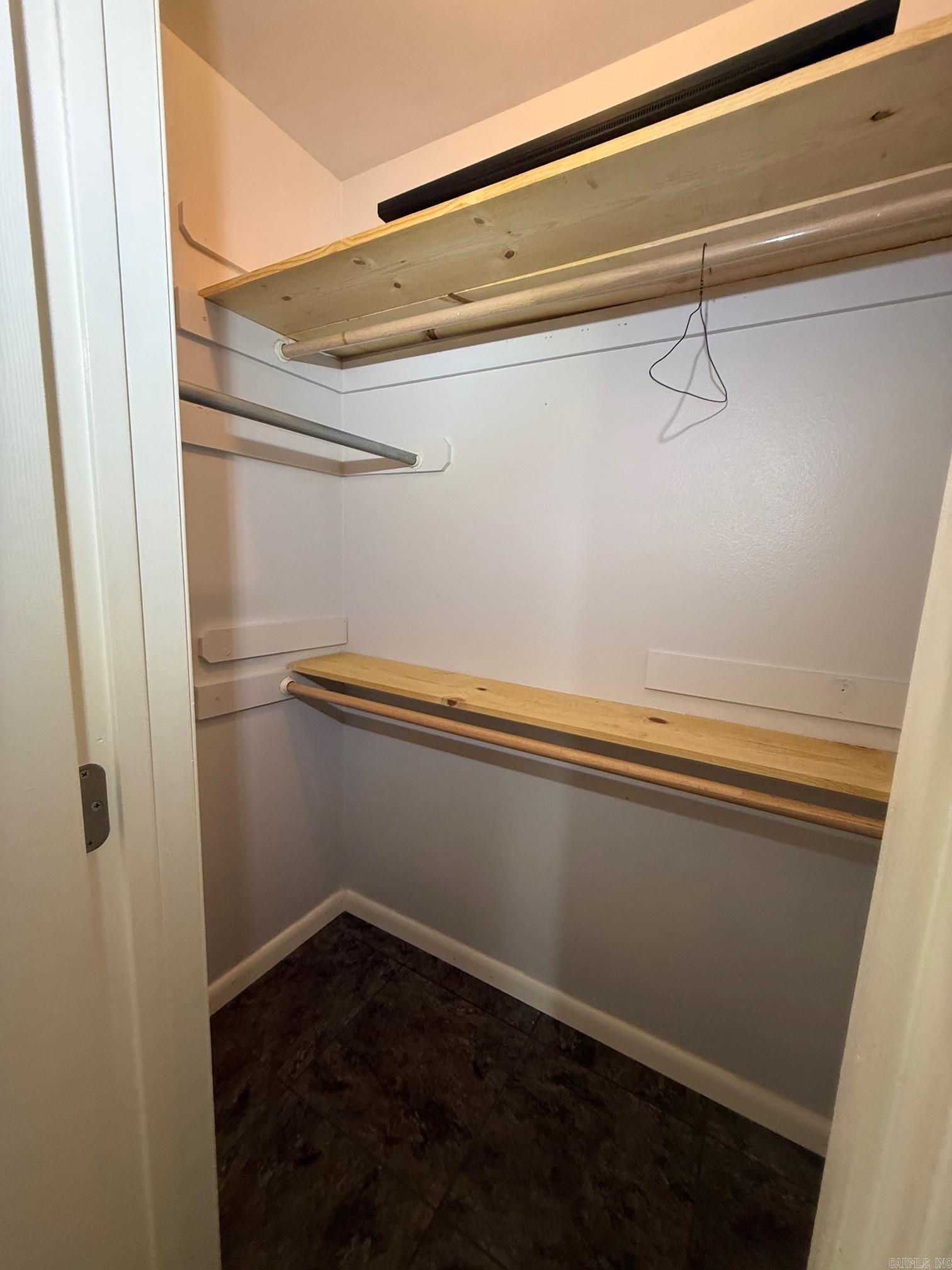 EDGEWOOD - Residential