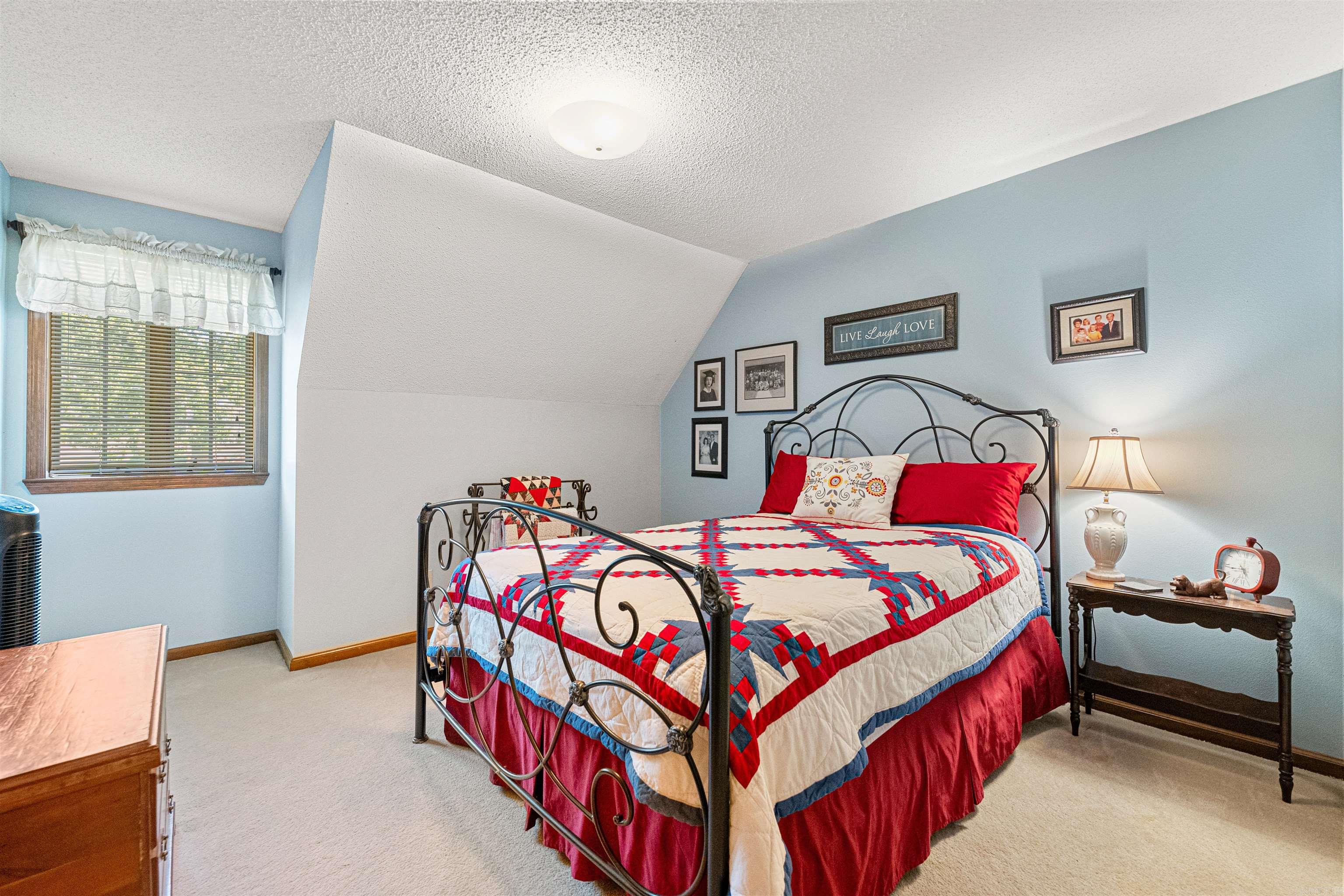 OVERBROOK - Residential