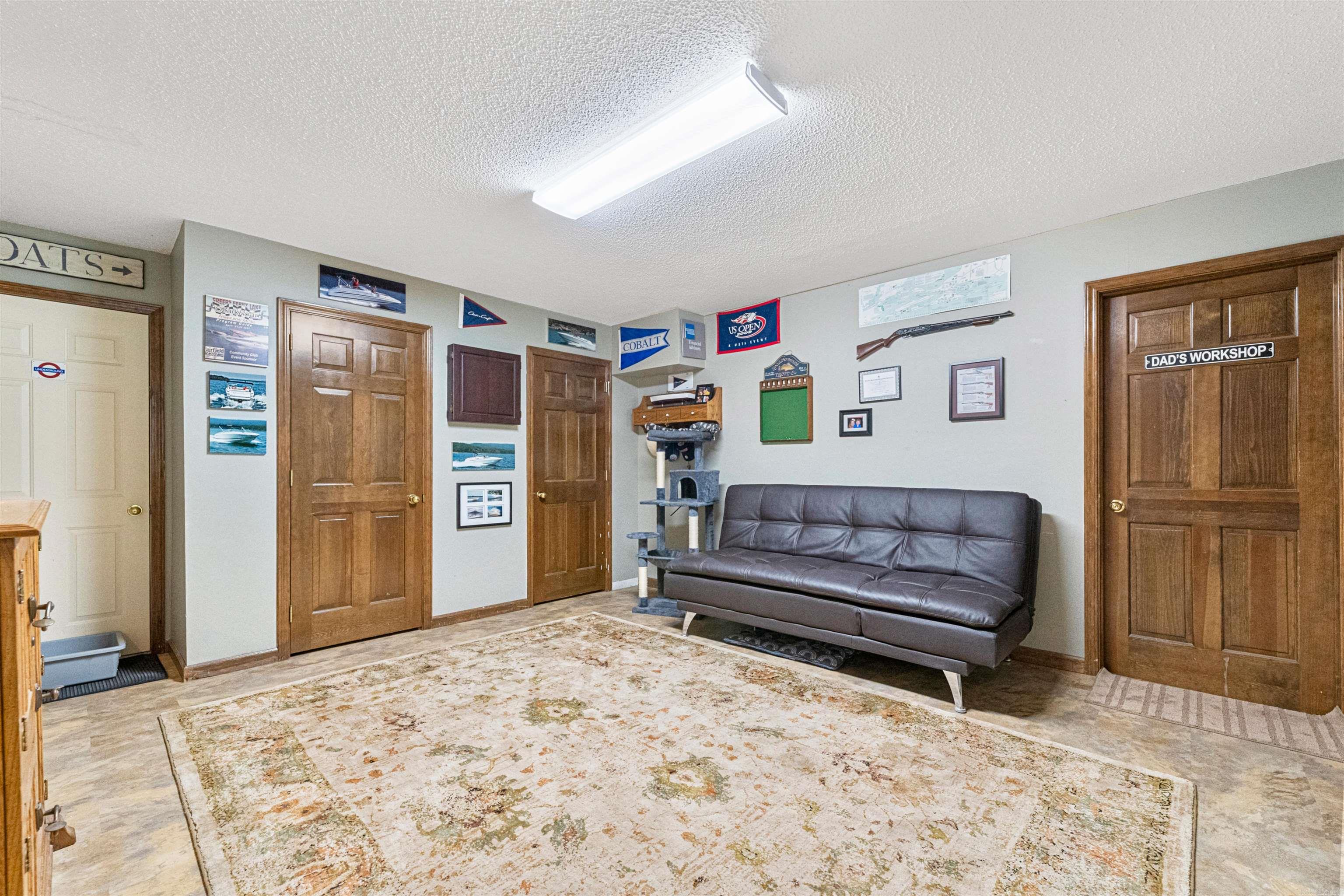 OVERBROOK - Residential