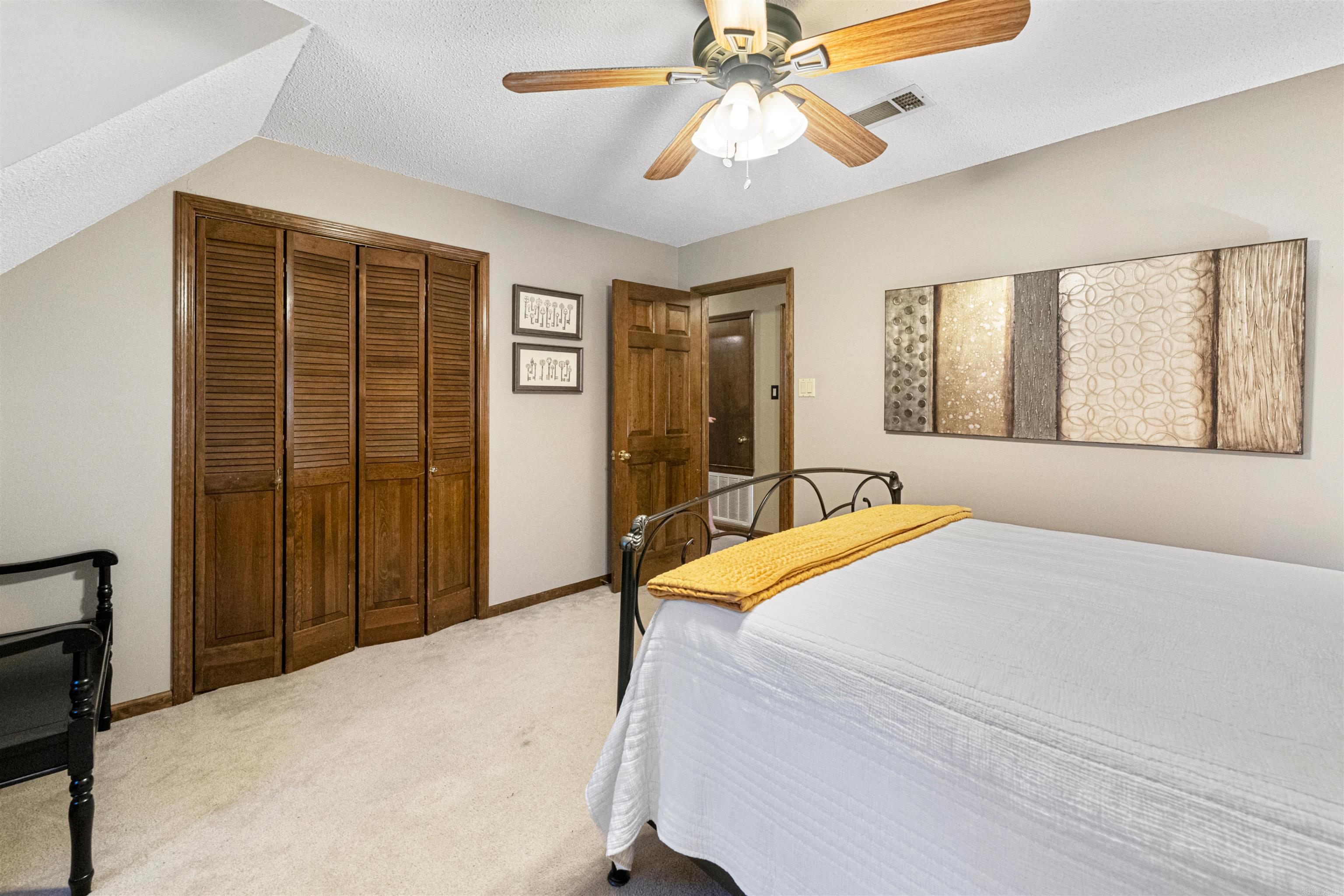 OVERBROOK - Residential