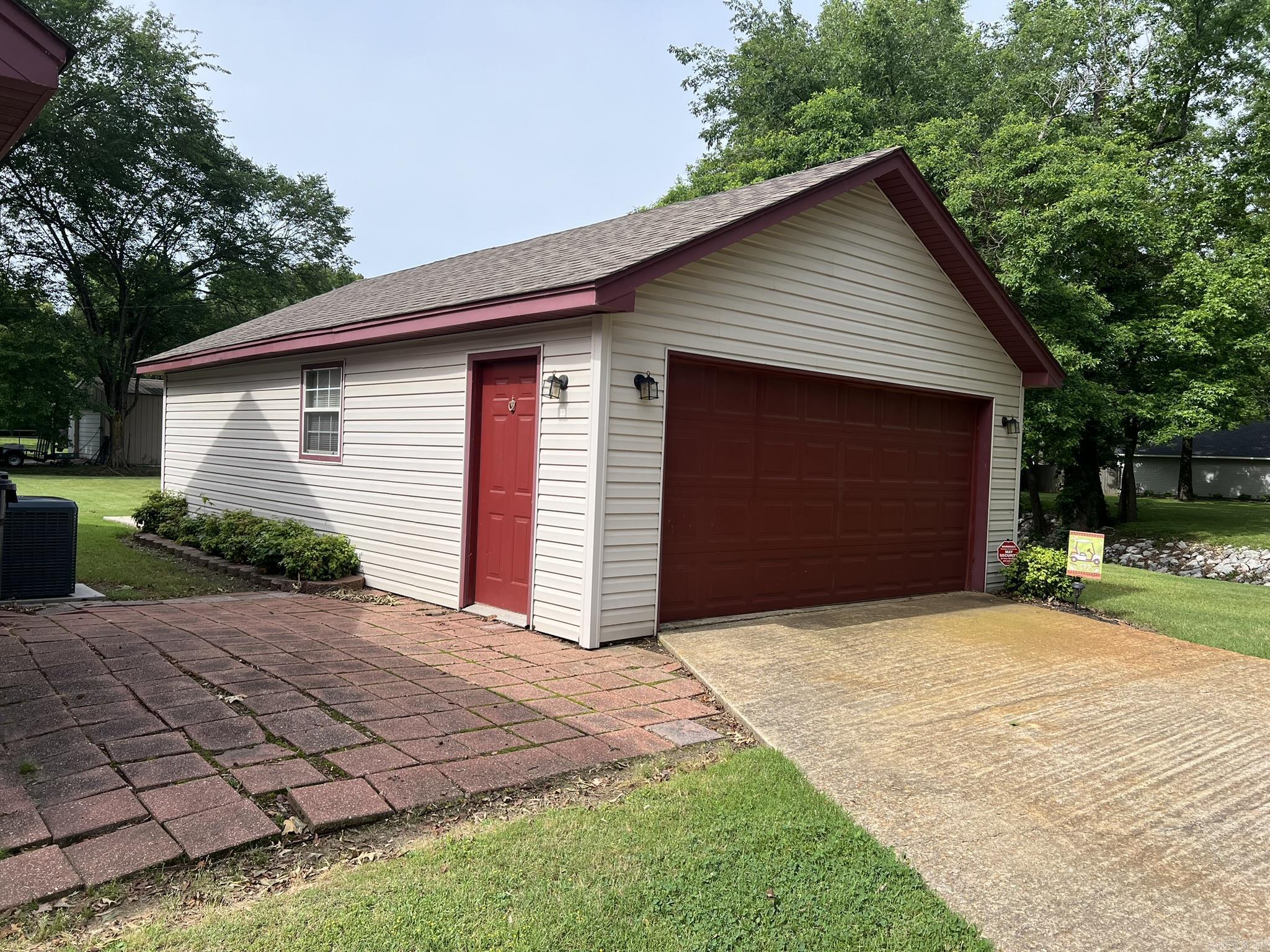 Shadow  Ridge - Residential