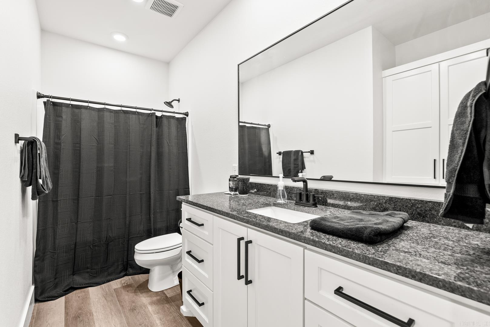 REPUBLICAN VALLEY ESTATES - Residential
