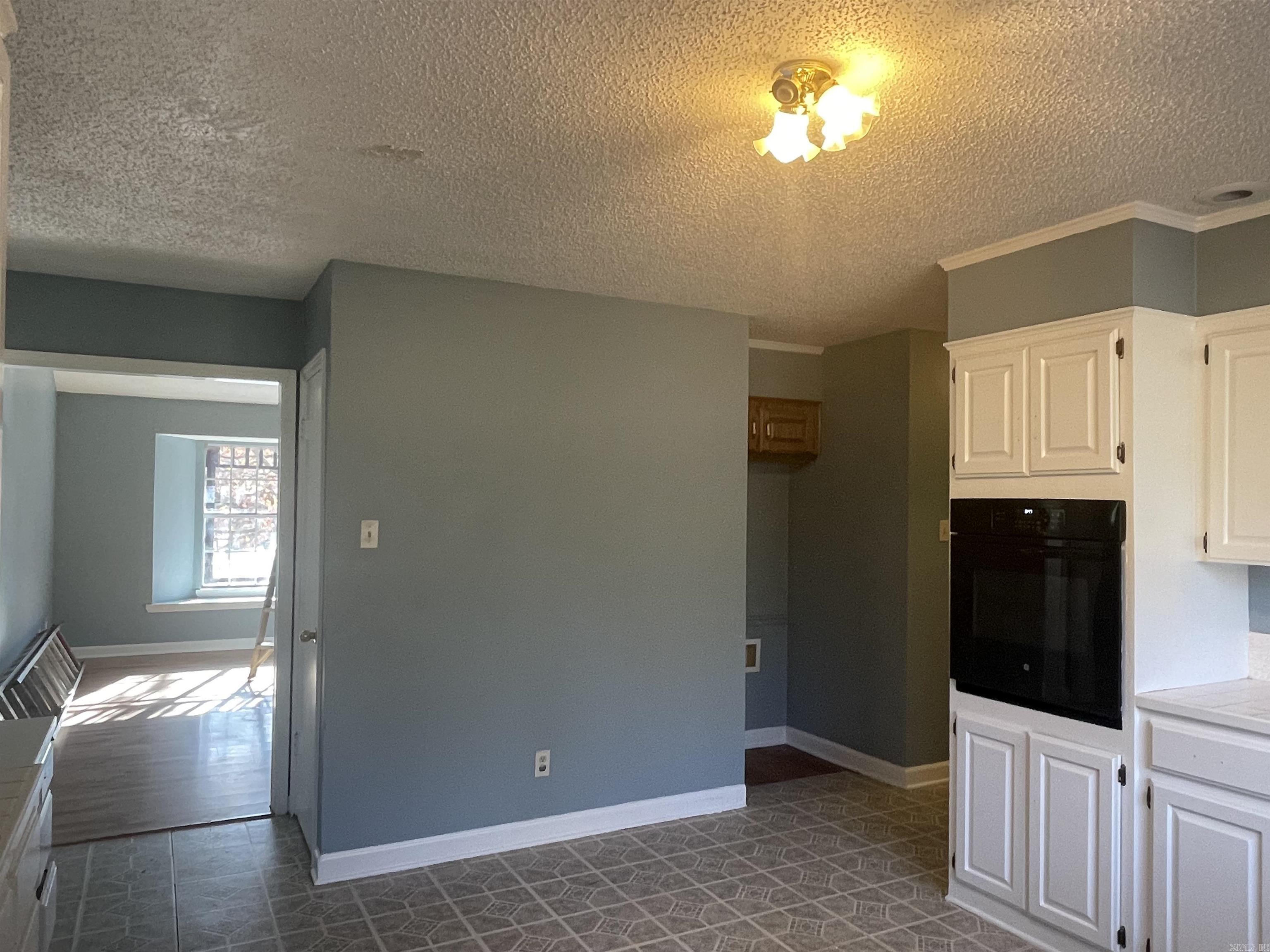 Woodland Hills - Residential Lease